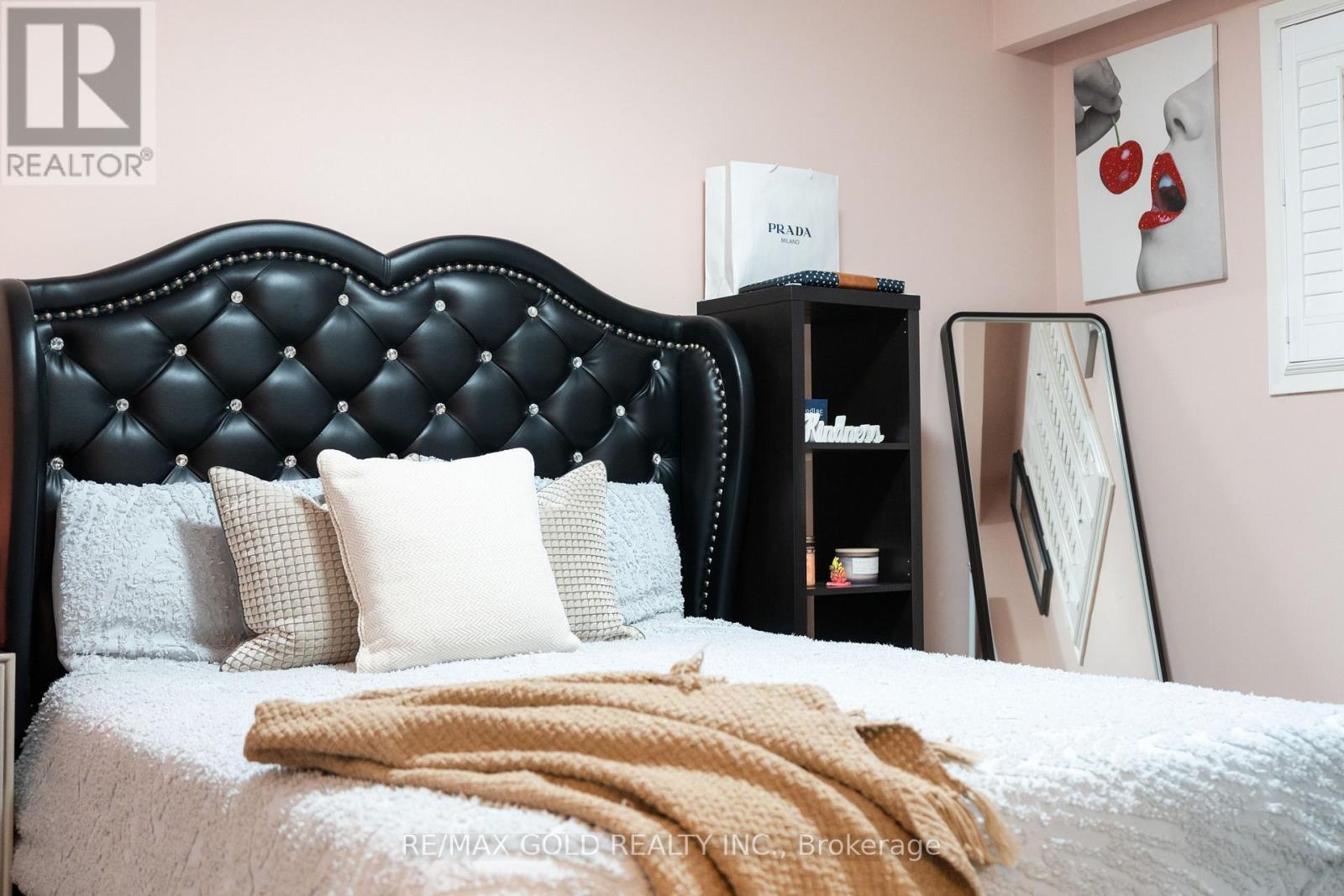 40 Maryhill Drive, Toronto, Ontario  M9V 3C2 - Photo 30 - W12686256