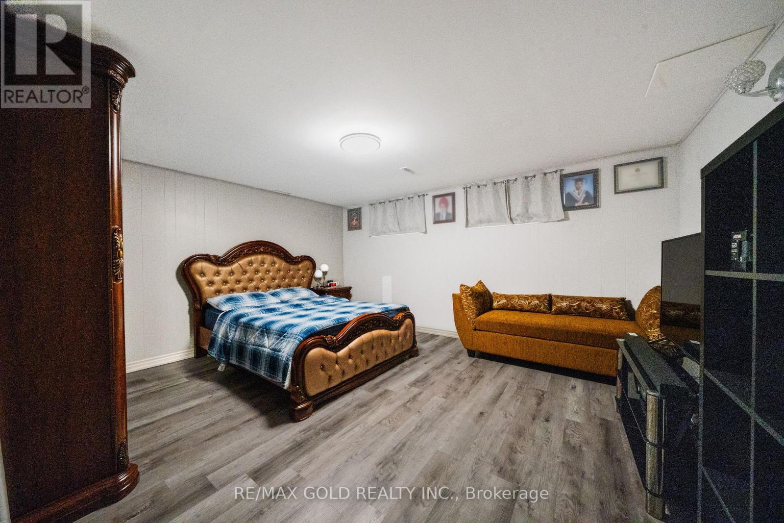 40 Maryhill Drive, Toronto, Ontario  M9V 3C2 - Photo 43 - W12686256