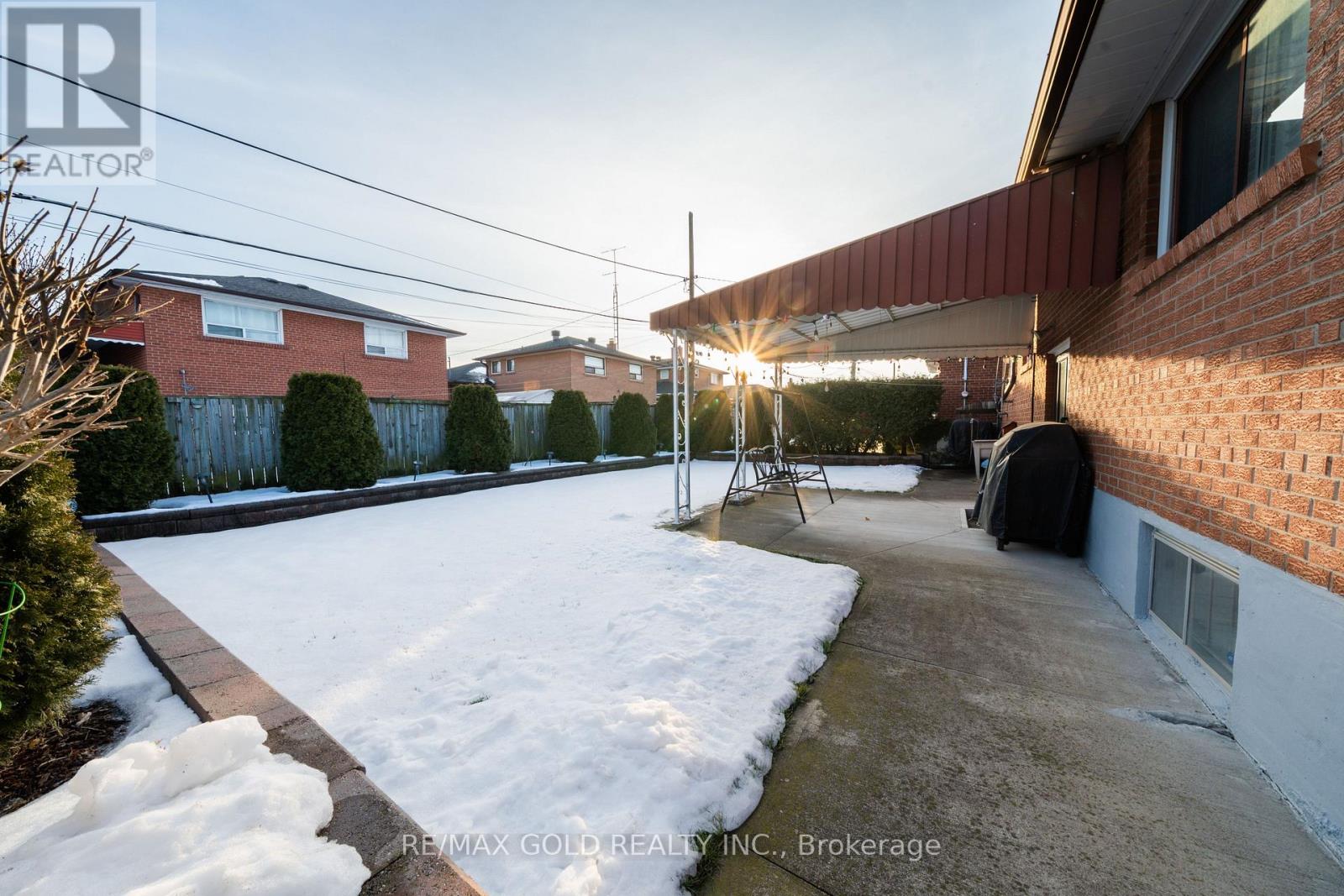 40 Maryhill Drive, Toronto, Ontario  M9V 3C2 - Photo 48 - W12686256