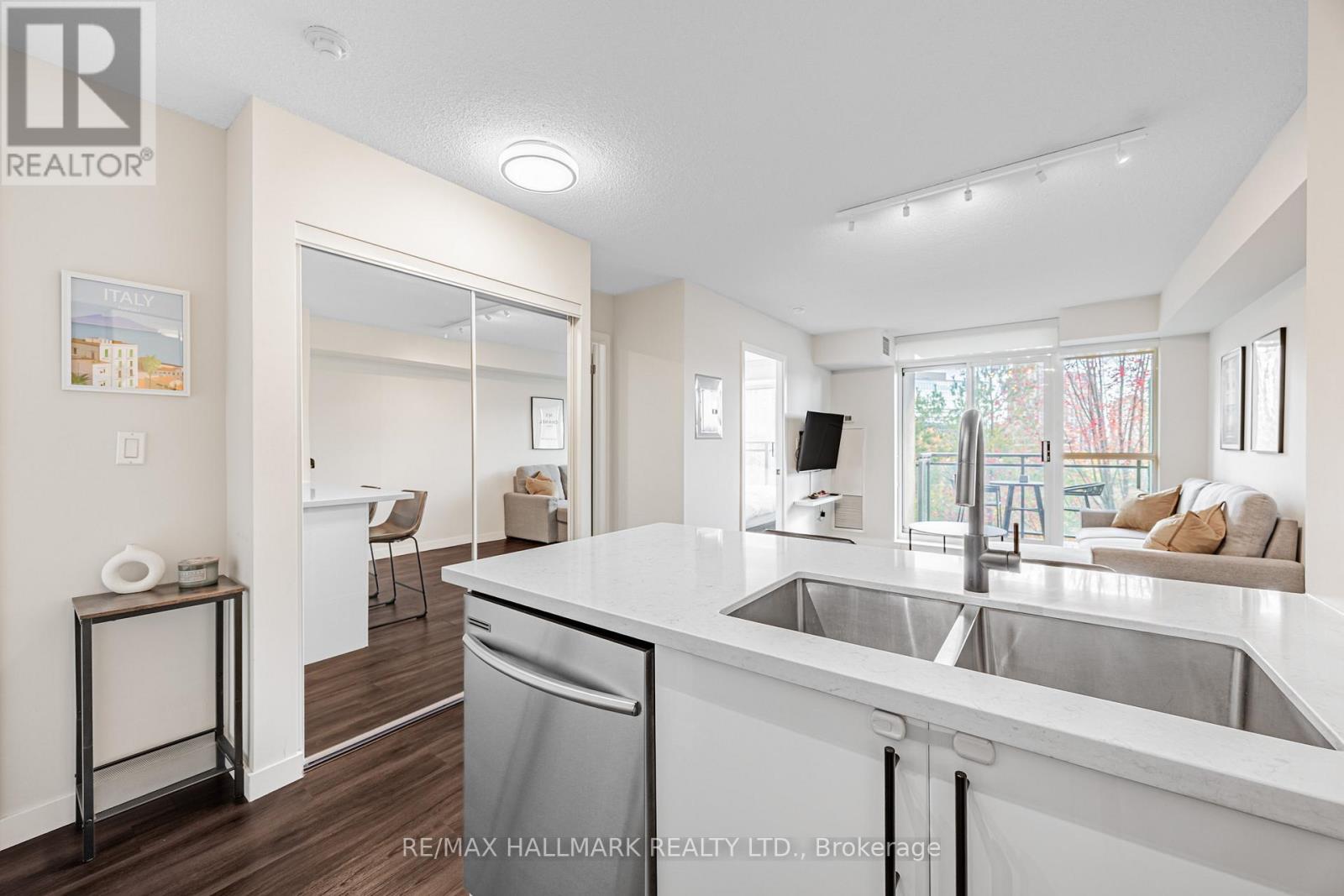 510 - 120 Dallimore Circle, Toronto, Ontario  M3C 4J1 - Photo 2 - C12685590