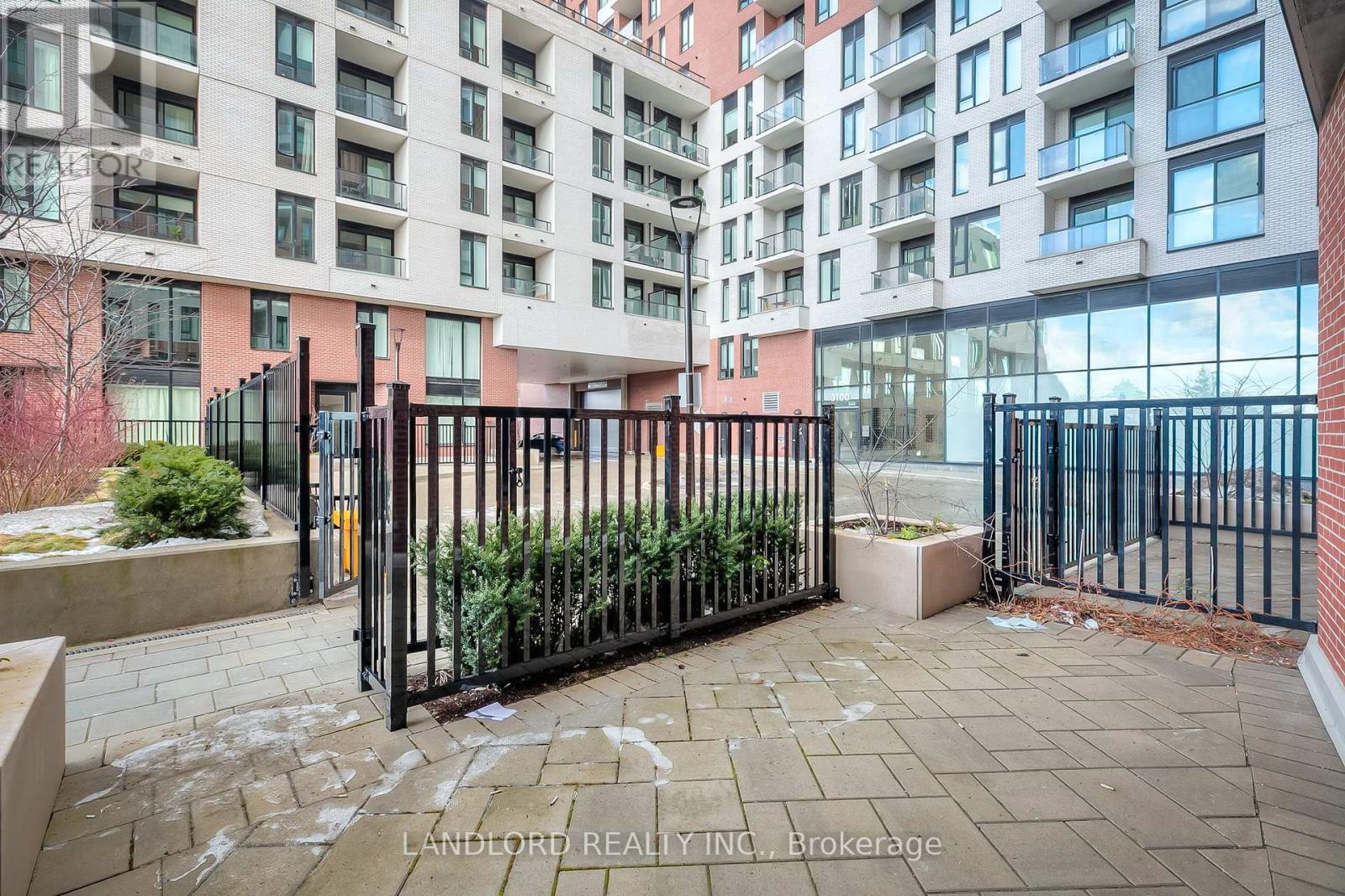 130 - 11 Maryport Avenue, Toronto, Ontario  M3M 0E1 - Photo 10 - W12685106