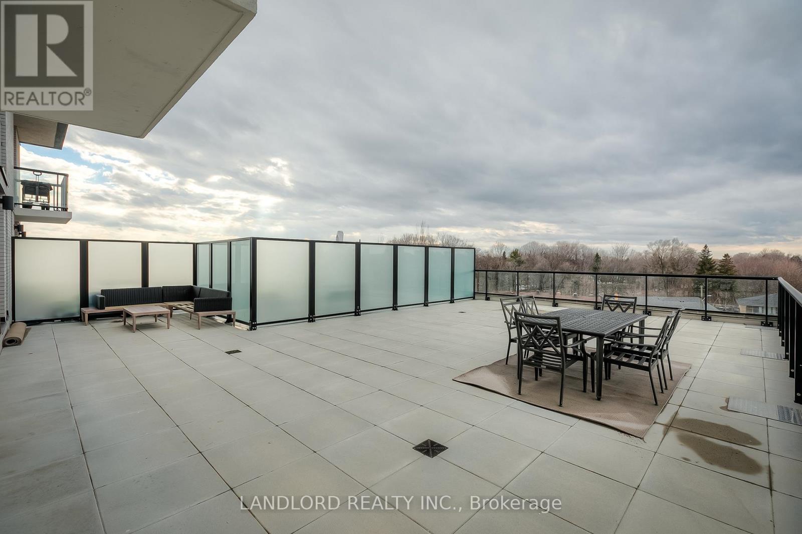 335 - 11 Maryport Avenue, Toronto, Ontario  M3M 0E1 - Photo 10 - W12685164