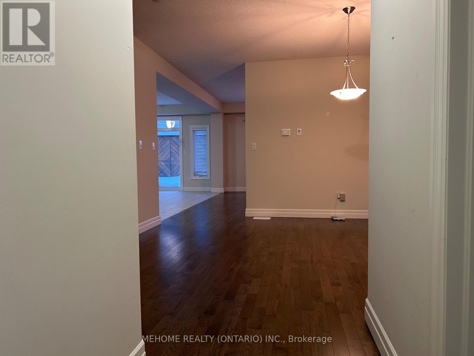 201 Spring Garden Drive, Waterloo, Ontario  N2J 4N7 - Photo 12 - X12686048