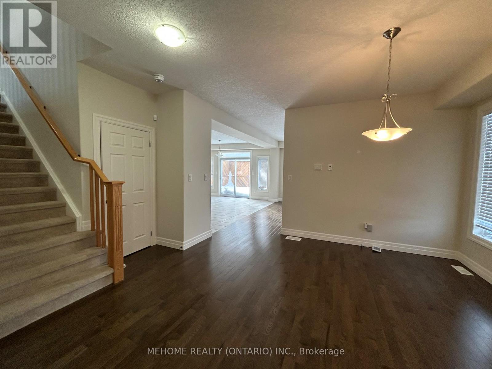 201 Spring Garden Drive, Waterloo, Ontario  N2J 4N7 - Photo 14 - X12686048