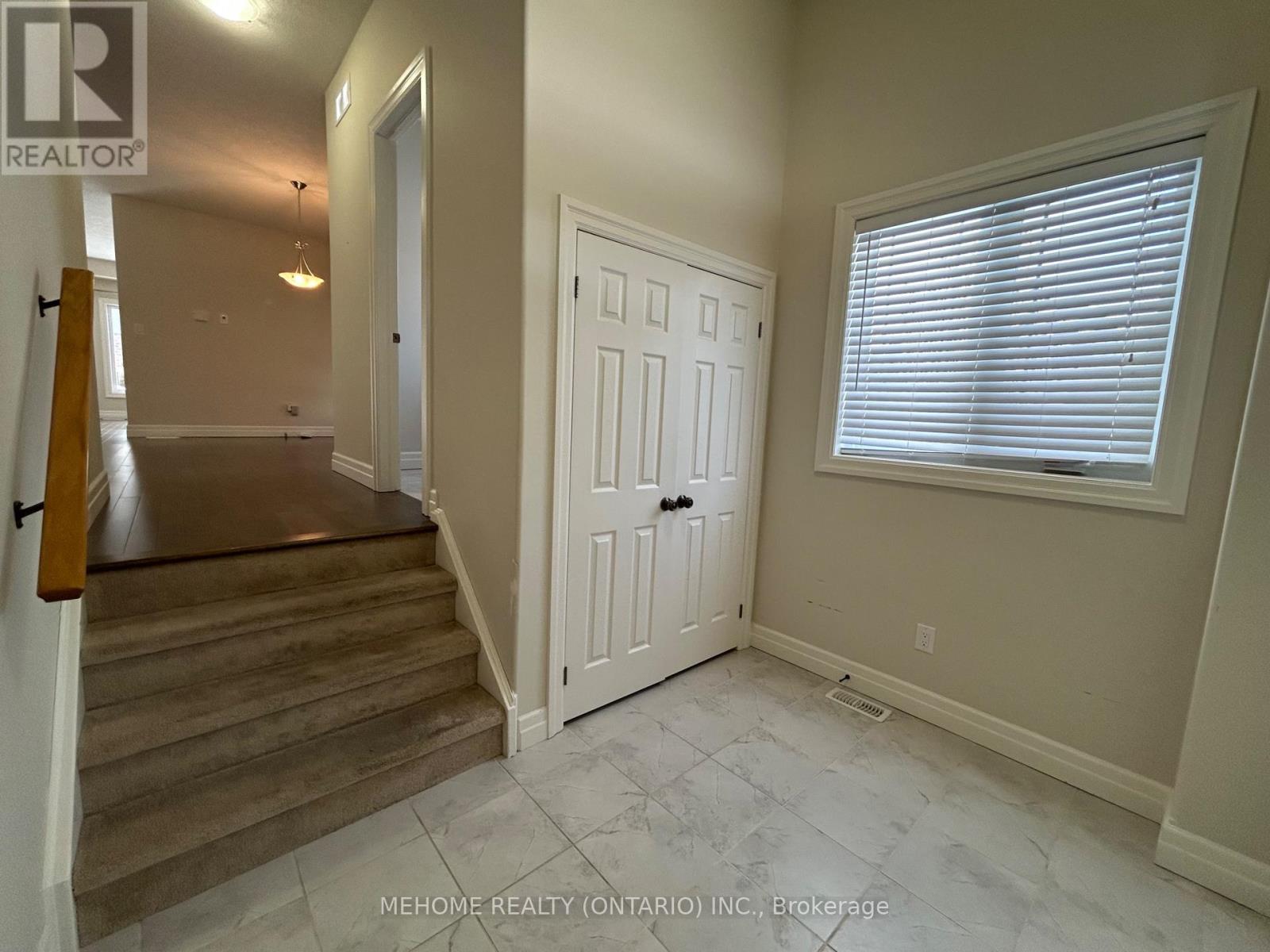 201 Spring Garden Drive, Waterloo, Ontario  N2J 4N7 - Photo 25 - X12686048