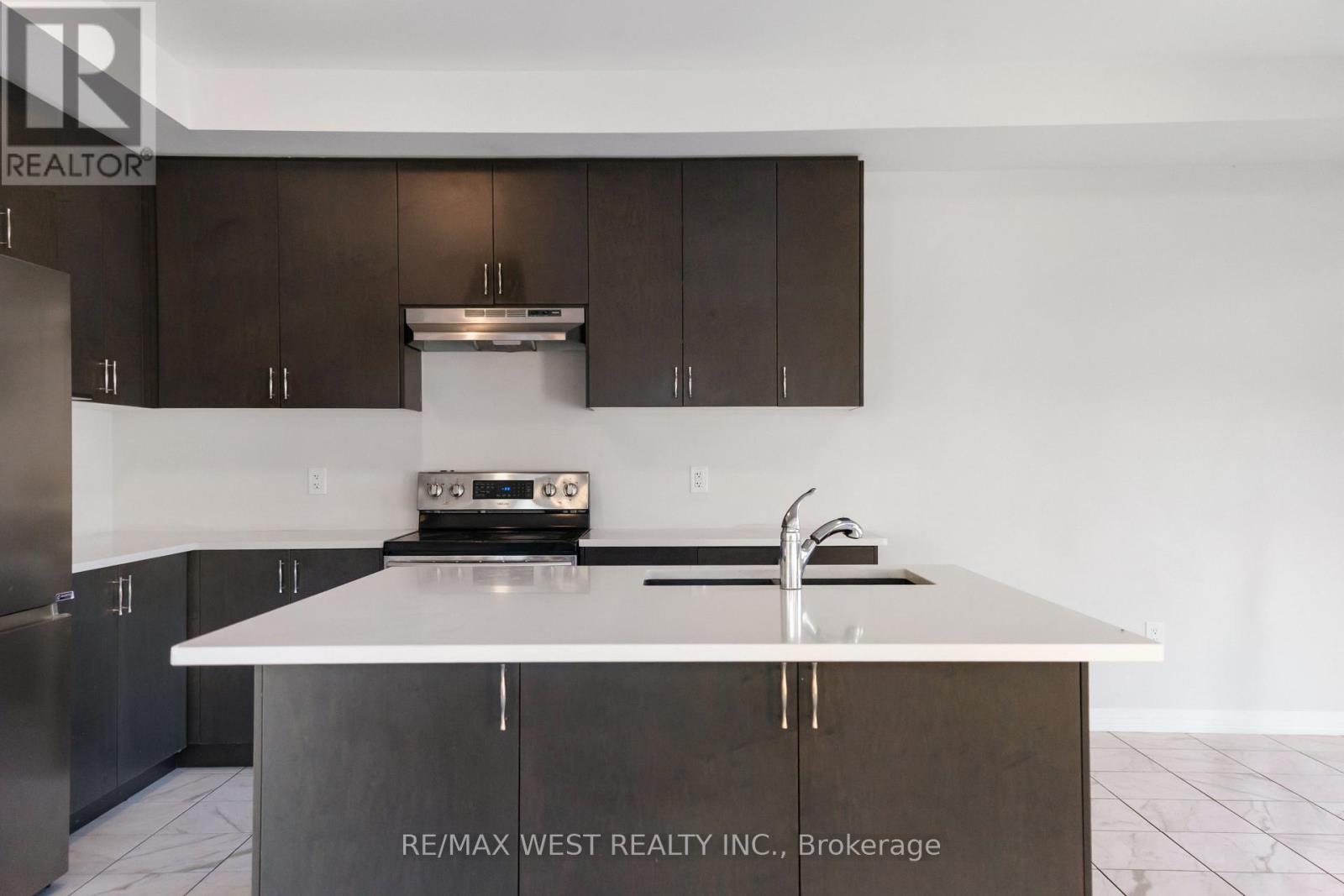 297 Bismark Drive, Cambridge, Ontario  N1S 0C6 - Photo 46 - X12686150