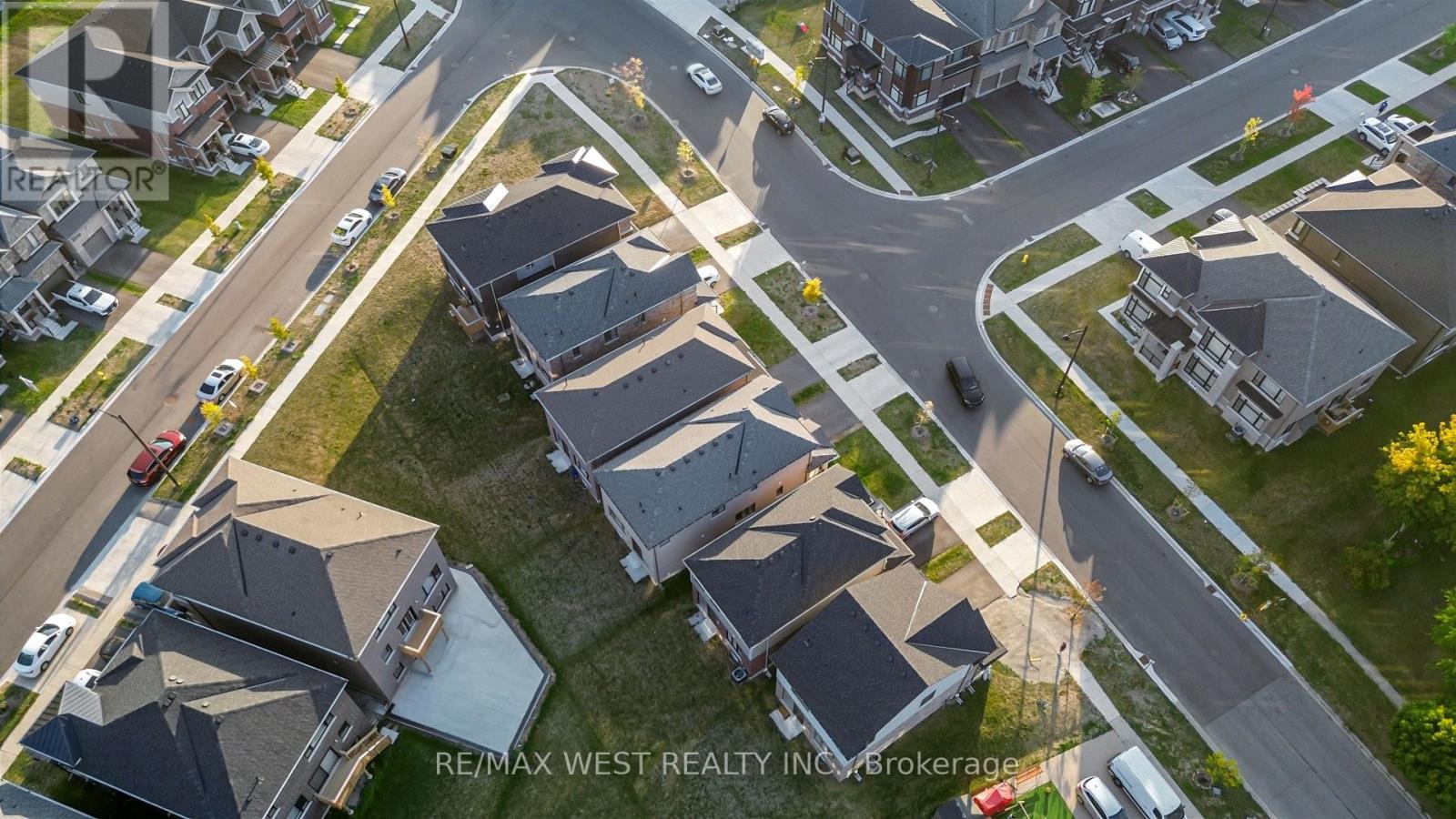 297 Bismark Drive, Cambridge, Ontario  N1S 0C6 - Photo 9 - X12686150