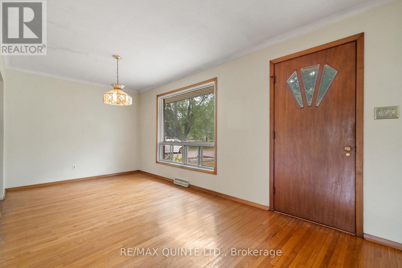 1462 County Road 12, Prince Edward County, Ontario  K0K 2T0 - Photo 10 - X12686406