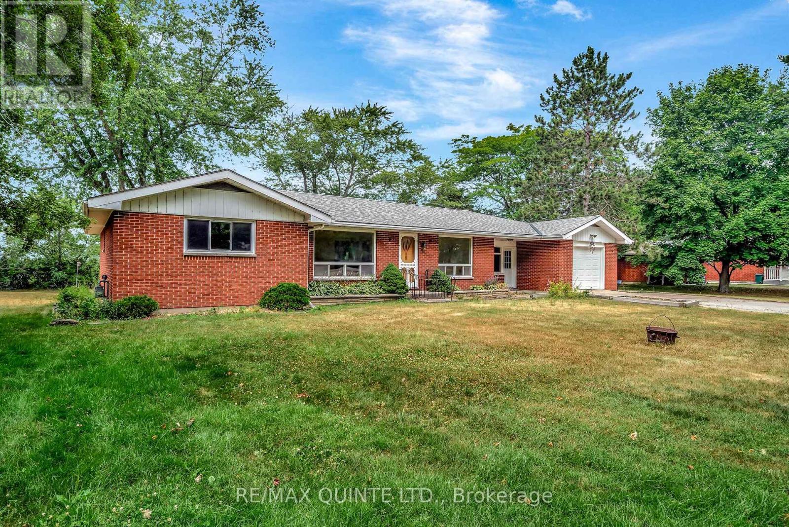 1462 County Road 12, Prince Edward County, Ontario  K0K 2T0 - Photo 4 - X12686406