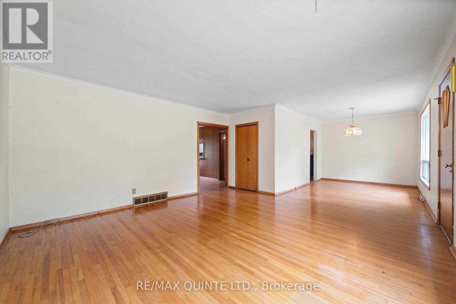 1462 County Road 12, Prince Edward County, Ontario  K0K 2T0 - Photo 9 - X12686406