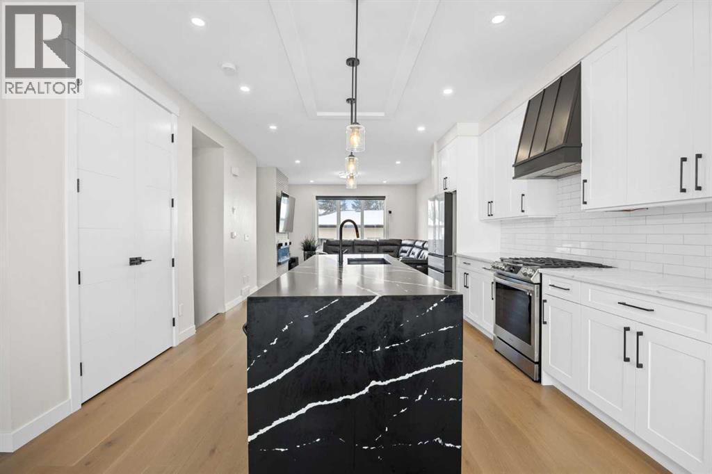 4635 79 Street Nw, Calgary, Alberta  T3B 2P1 - Photo 8 - A2277955