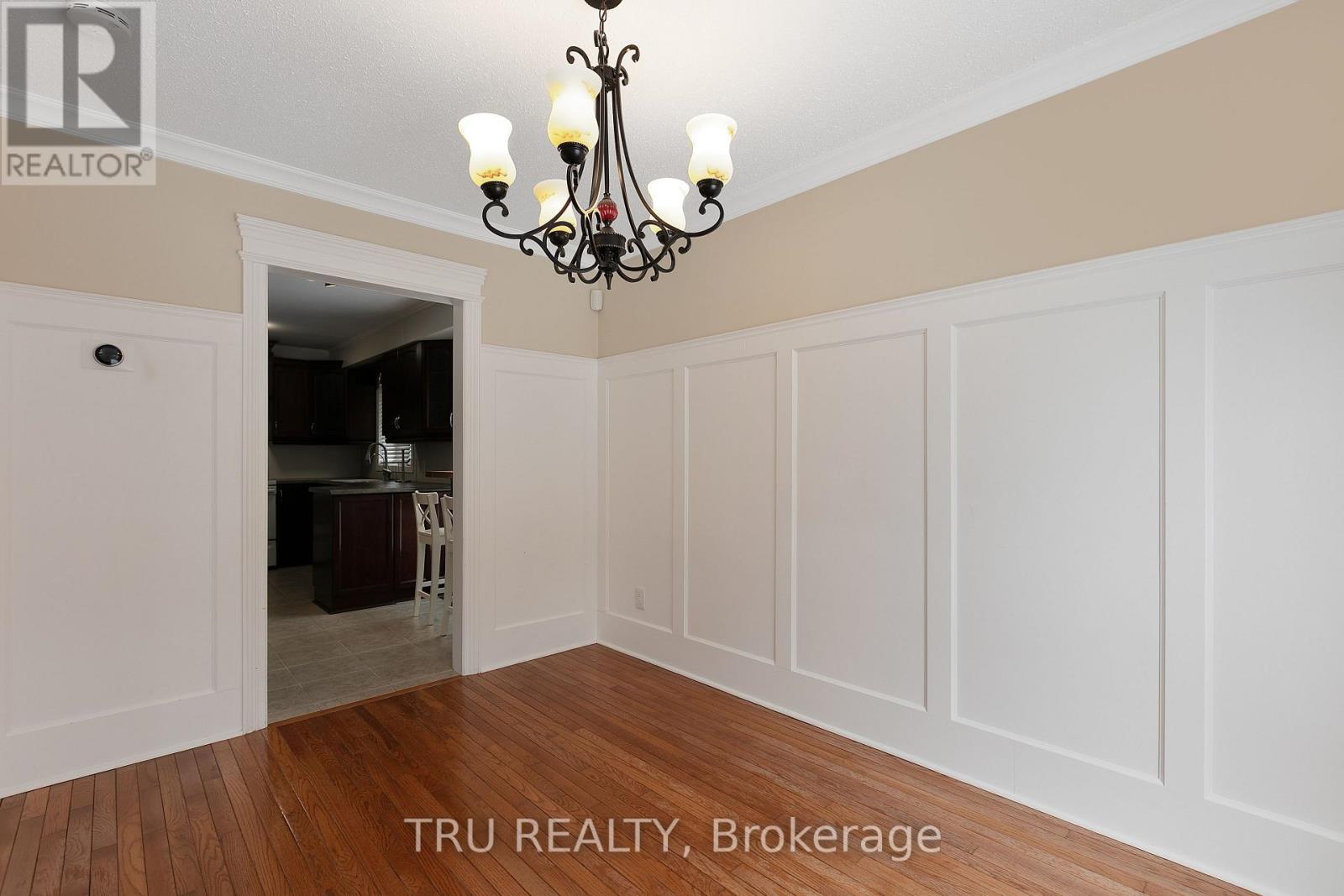 1078 St Emmanuel Terrace, Ottawa, Ontario  K1C 2J7 - Photo 12 - X12686320