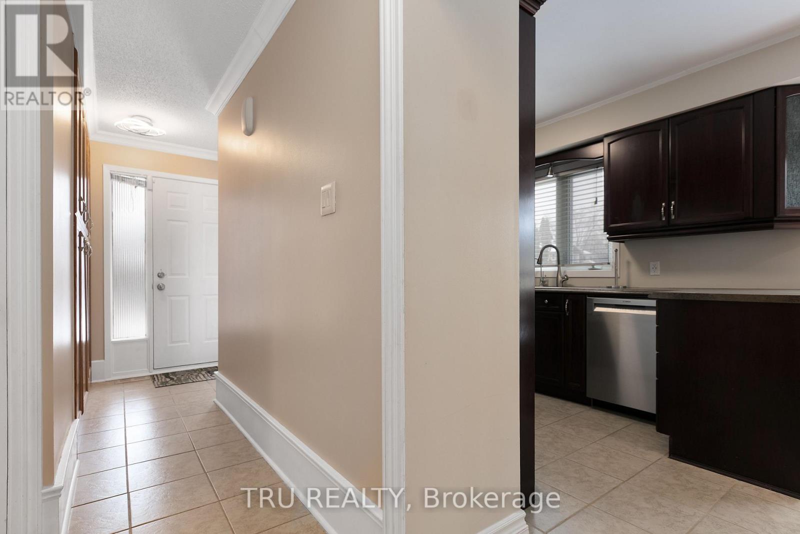 1078 St Emmanuel Terrace, Ottawa, Ontario  K1C 2J7 - Photo 18 - X12686320