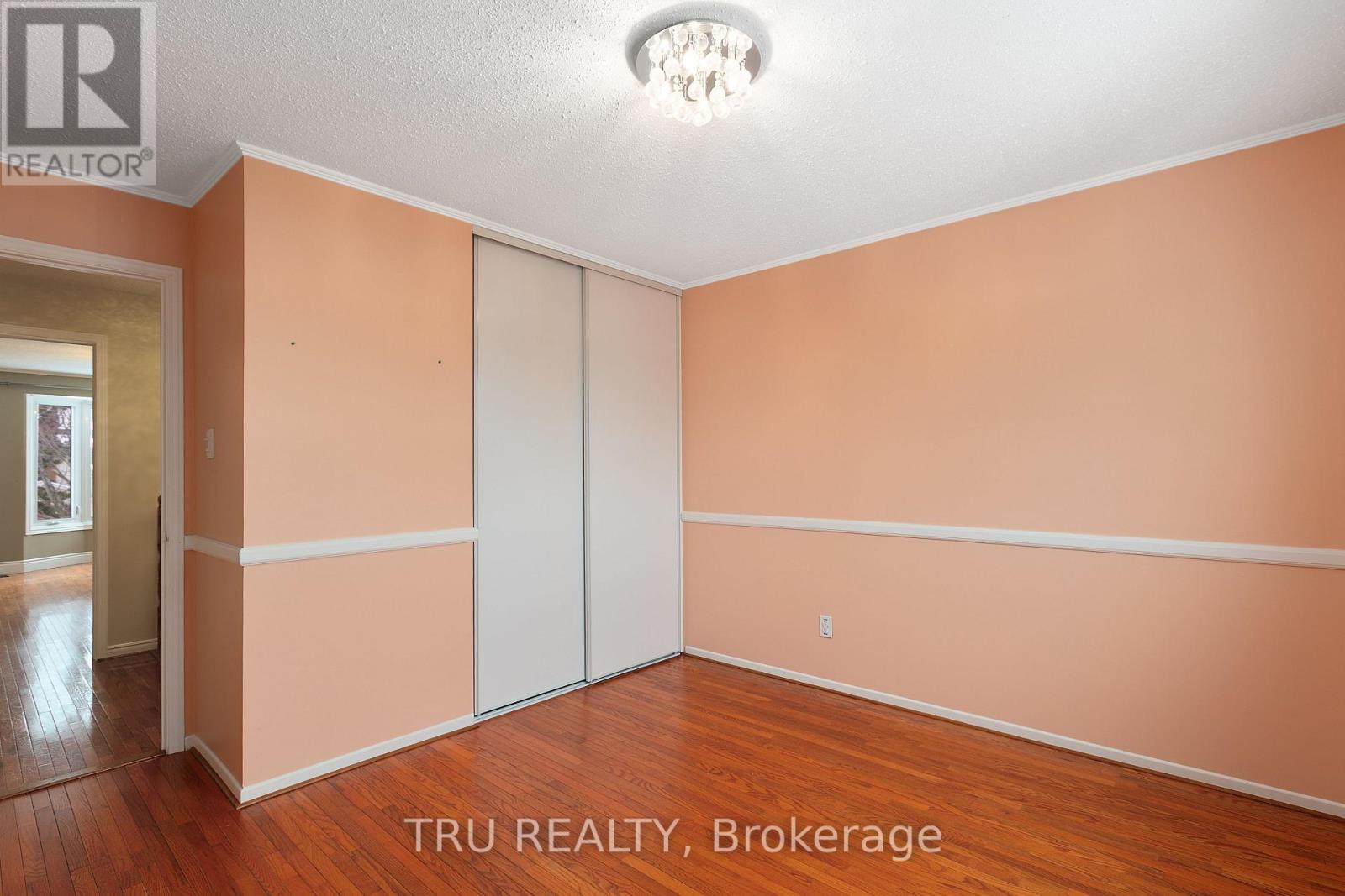 1078 St Emmanuel Terrace, Ottawa, Ontario  K1C 2J7 - Photo 29 - X12686320