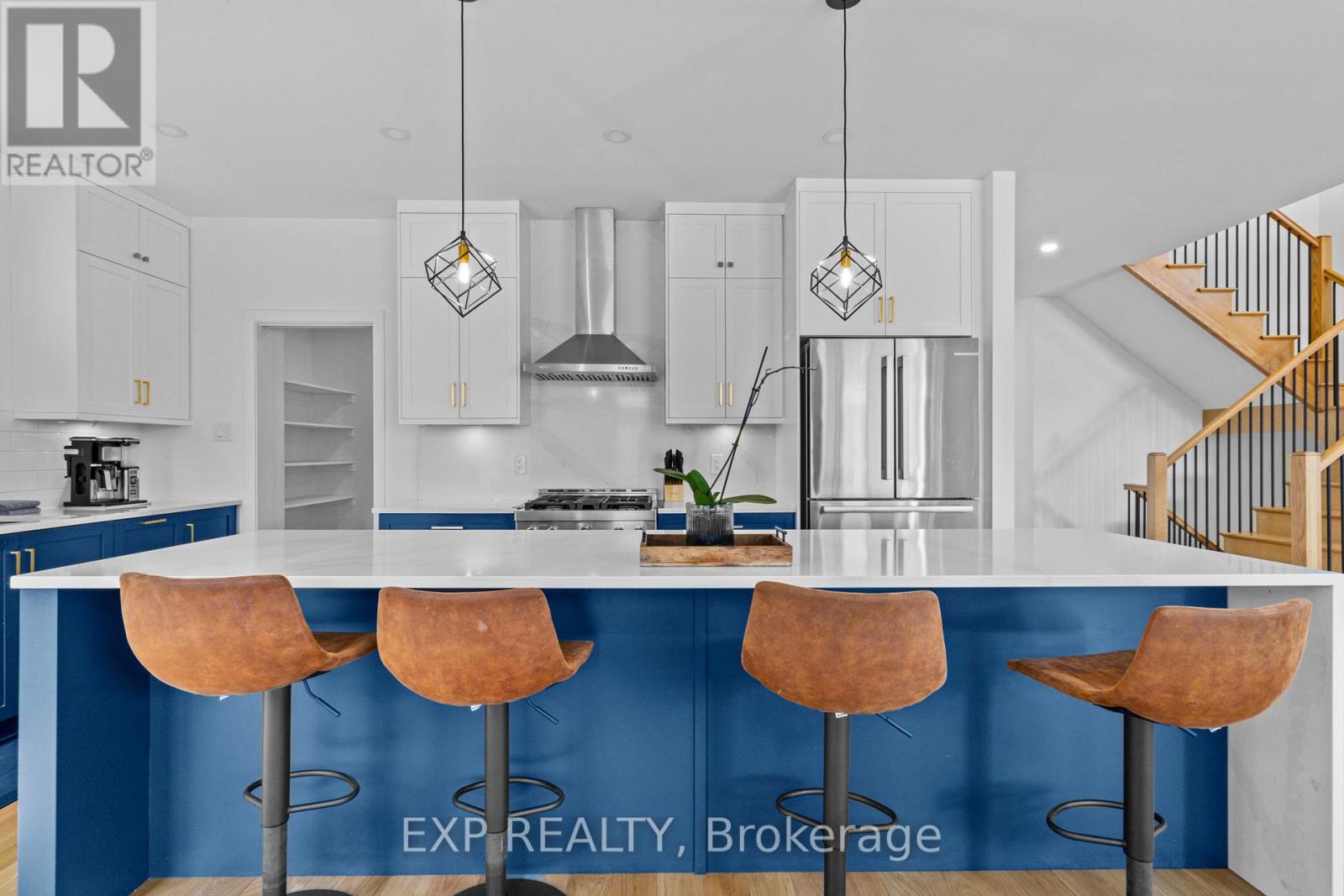 4556 Kelly Farm Drive, Ottawa, Ontario  K1X 0G8 - Photo 8 - X12686344