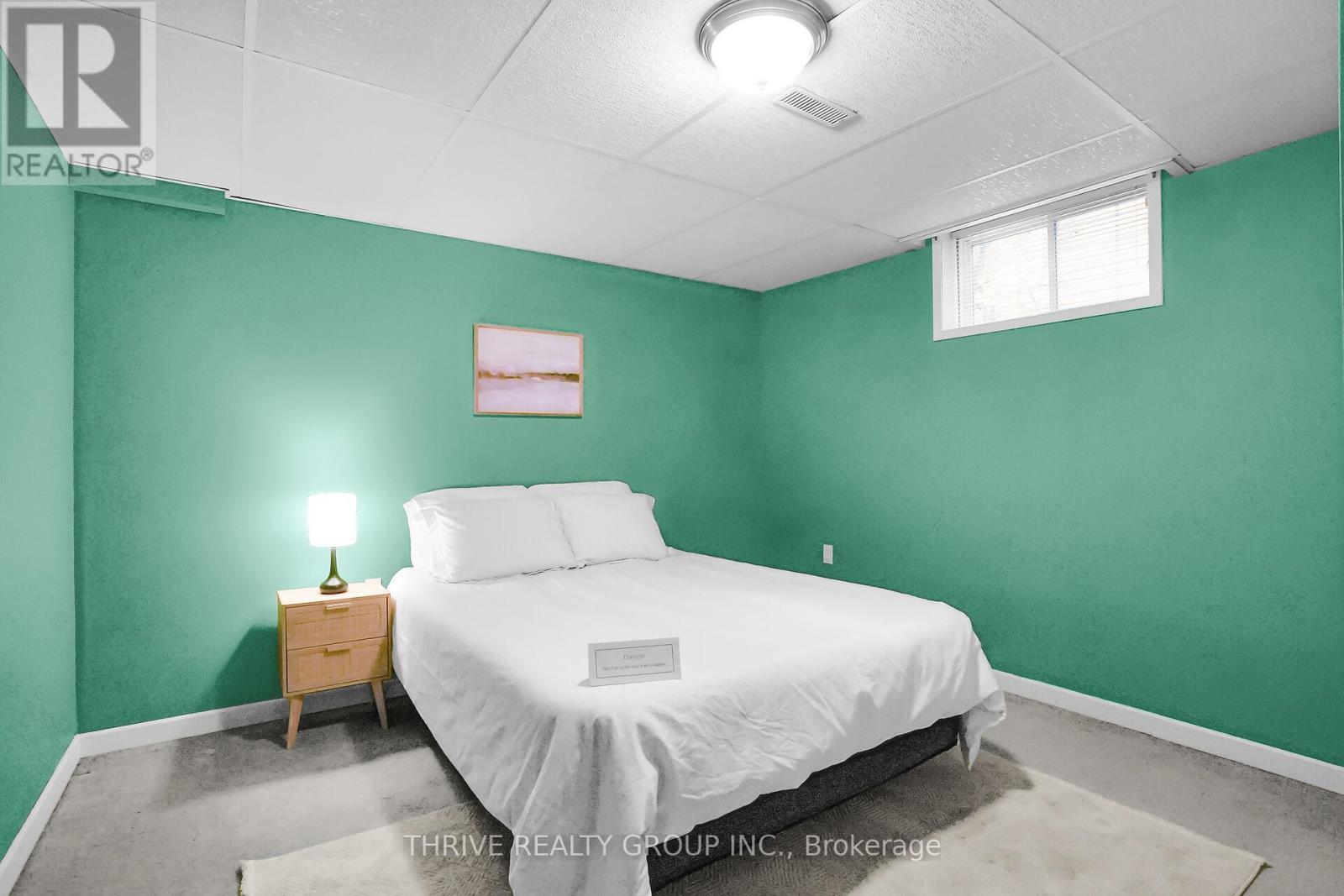 24 Parkview Crescent, Strathroy-Caradoc, Ontario  N7G 4A3 - Photo 28 - X12686404