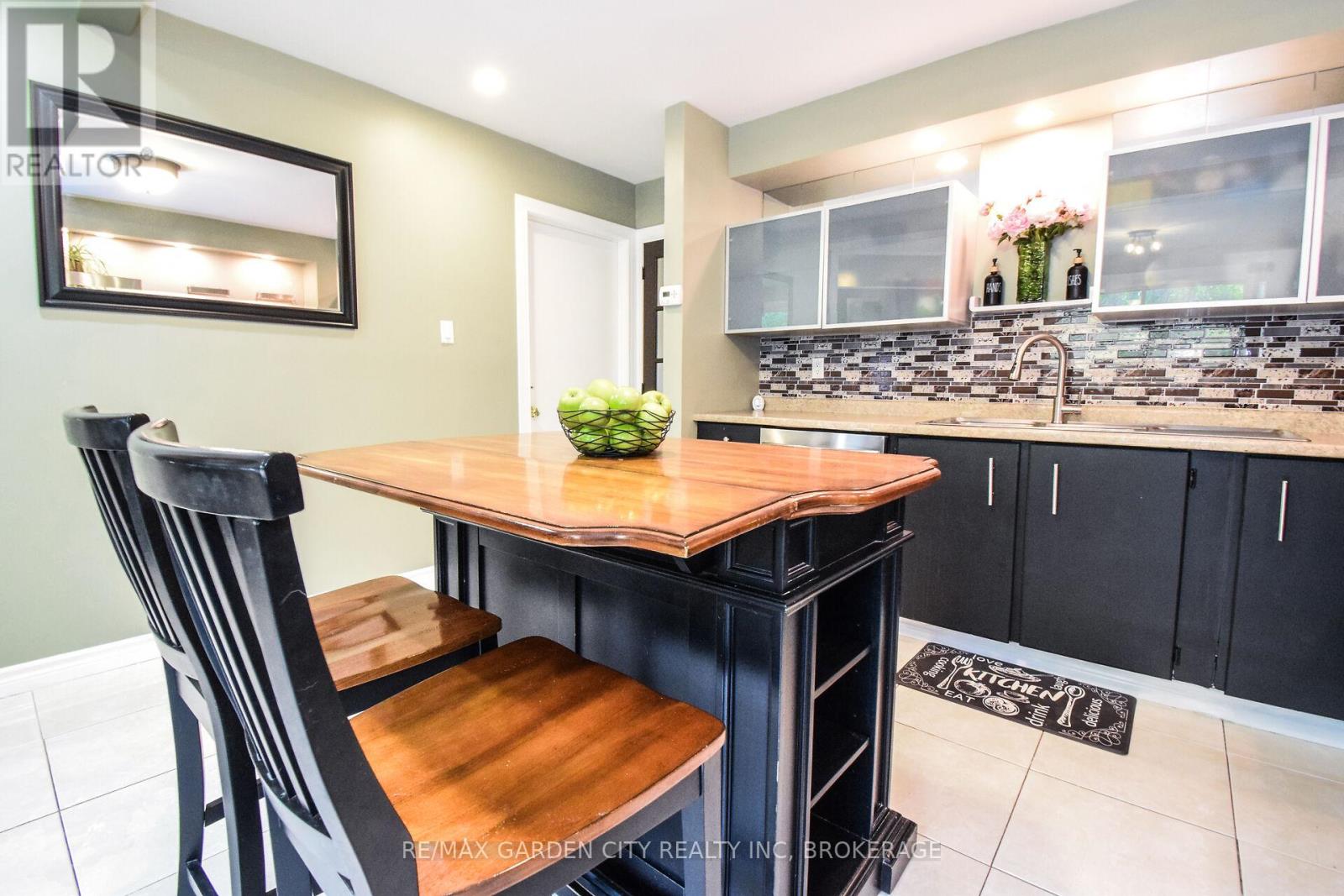 37 - 185 Denistoun Street, Welland, Ontario  L3C 6J6 - Photo 13 - X12686310