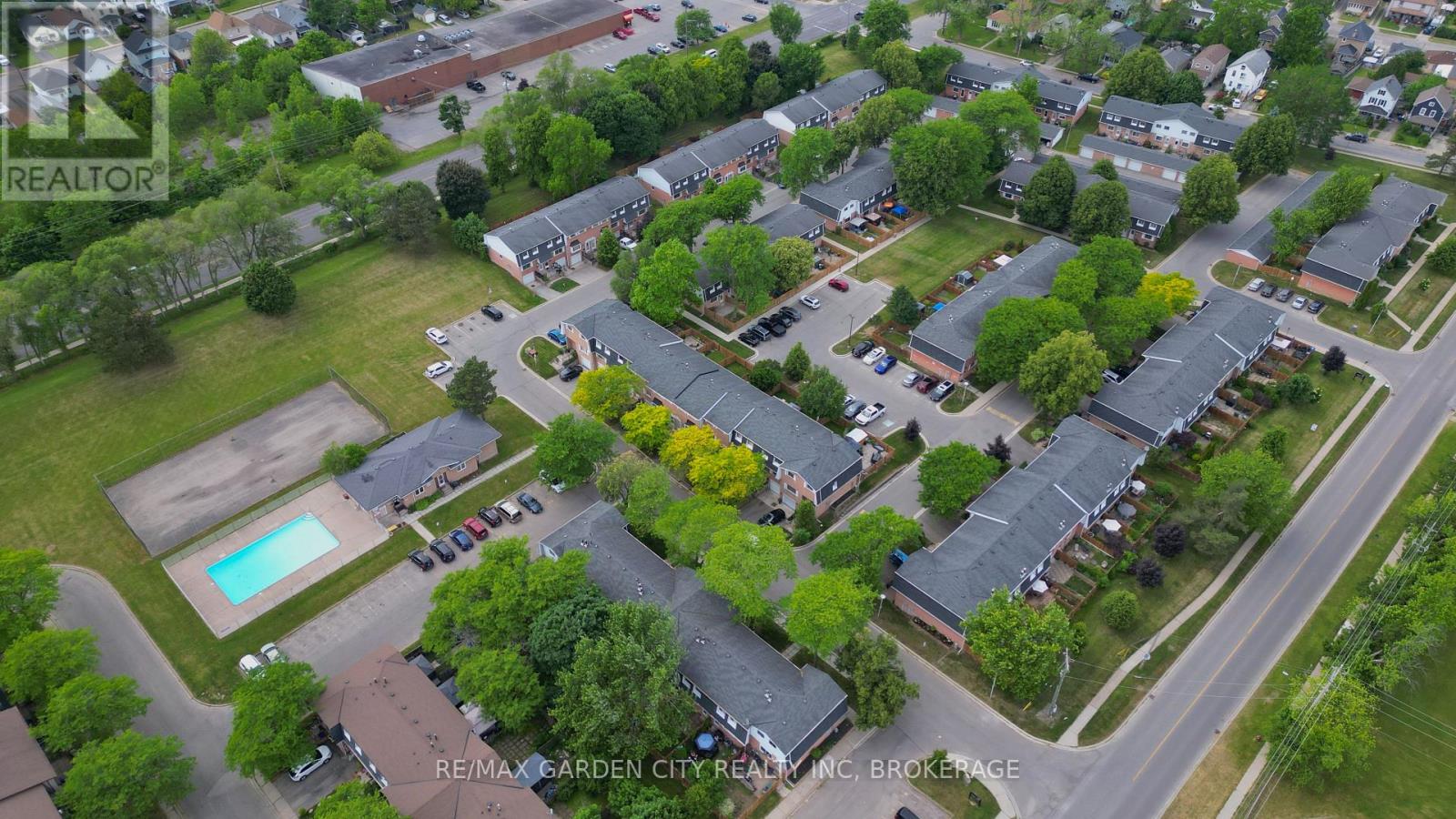 37 - 185 Denistoun Street, Welland, Ontario  L3C 6J6 - Photo 40 - X12686310