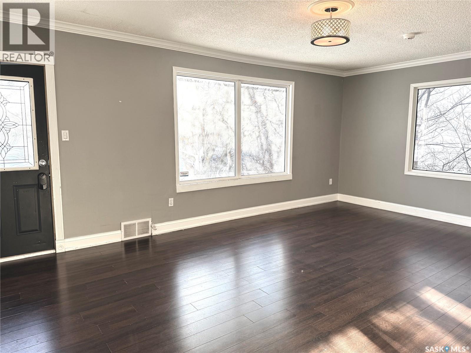 208 Forget Street, Stoughton, Saskatchewan  S0G 4T0 - Photo 2 - SK025940