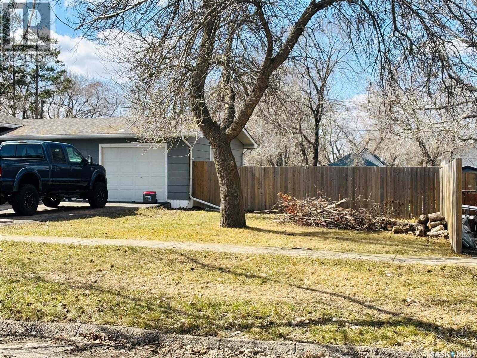 208 Forget Street, Stoughton, Saskatchewan  S0G 4T0 - Photo 43 - SK025940