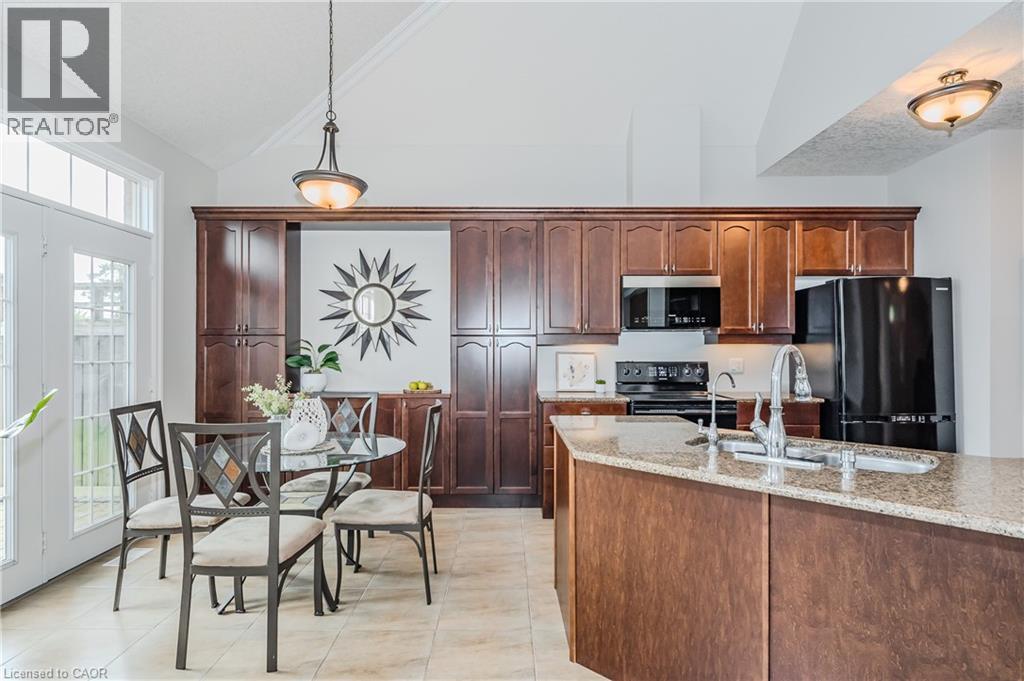 875 University Avenue E Unit# 35, Waterloo, Ontario  N2K 0A1 - Photo 13 - 40797385