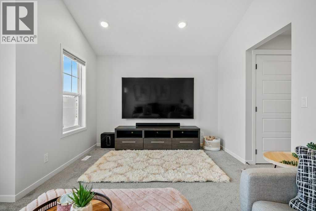 102 Creekside Way Sw, Calgary, Alberta  T2X 4A9 - Photo 25 - A2275504