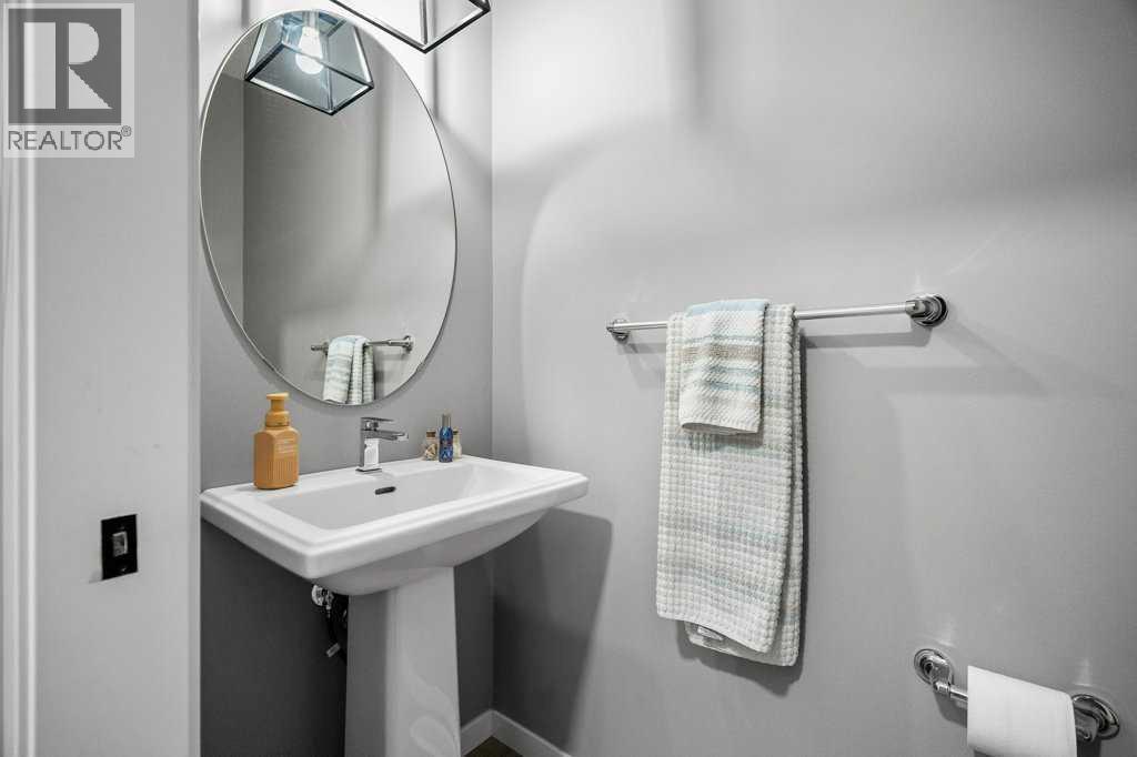 102 Creekside Way Sw, Calgary, Alberta  T2X 4A9 - Photo 20 - A2275504