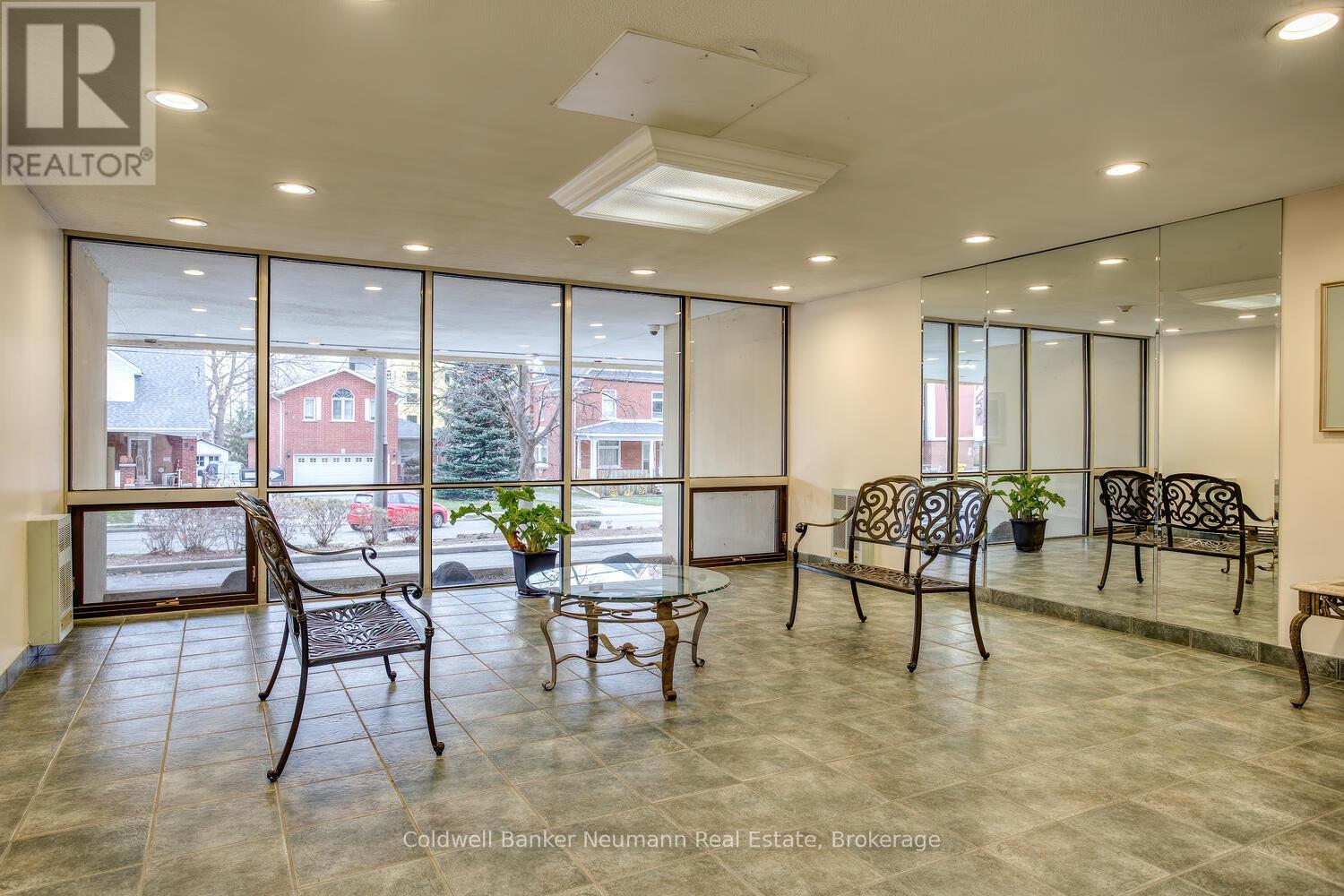 403 - 81 Church Street, Kitchener, Ontario  N2G 4M1 - Photo 7 - X12588024