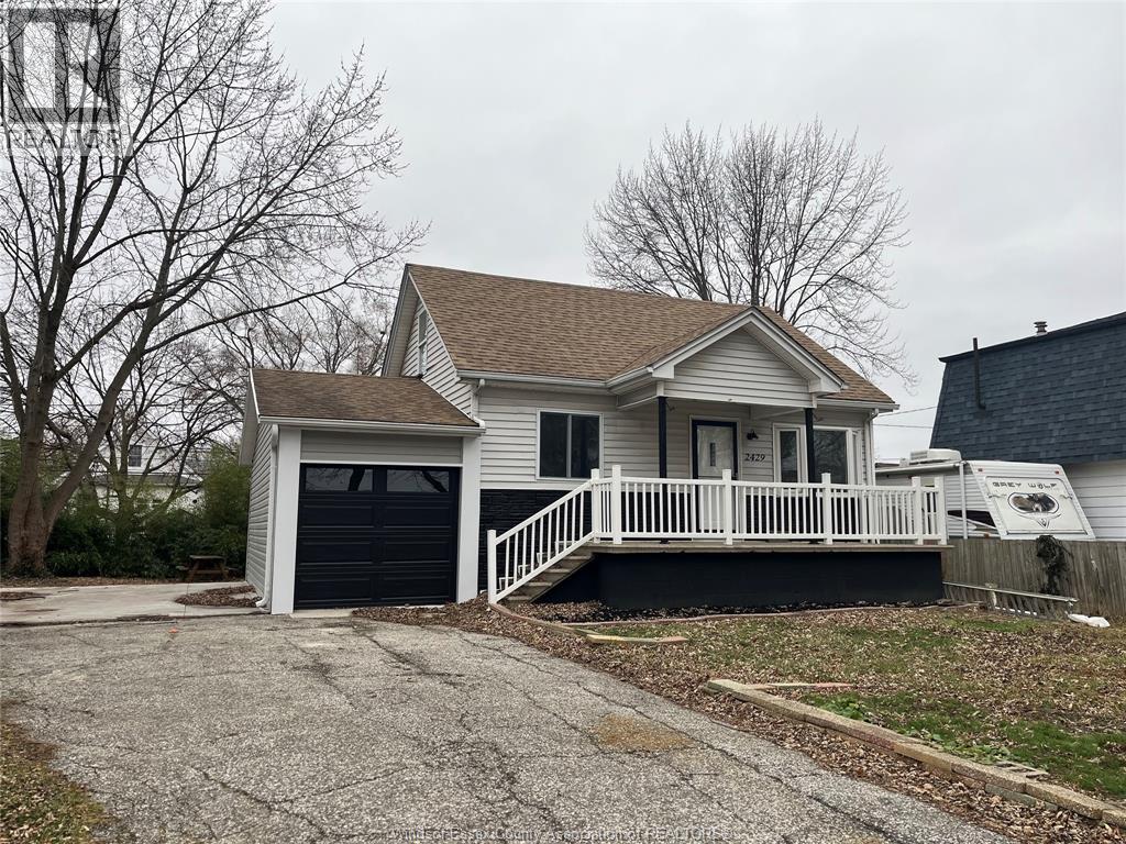 MLS# 26000803: 2429 Alexis, Windsor, Canada