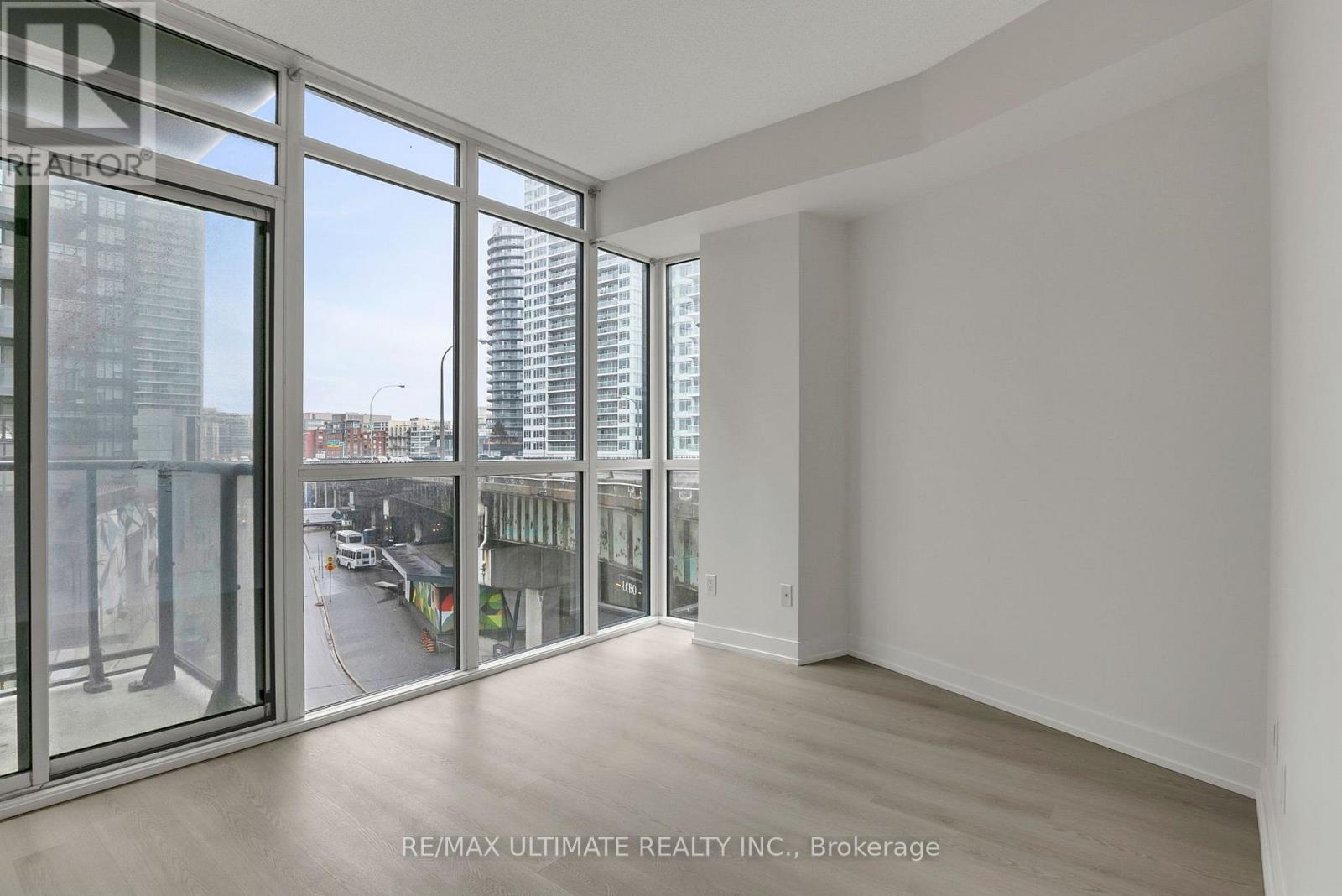 509 - 169 Fort York Boulevard, Toronto, Ontario  M5V 0C8 - Photo 9 - C12686364