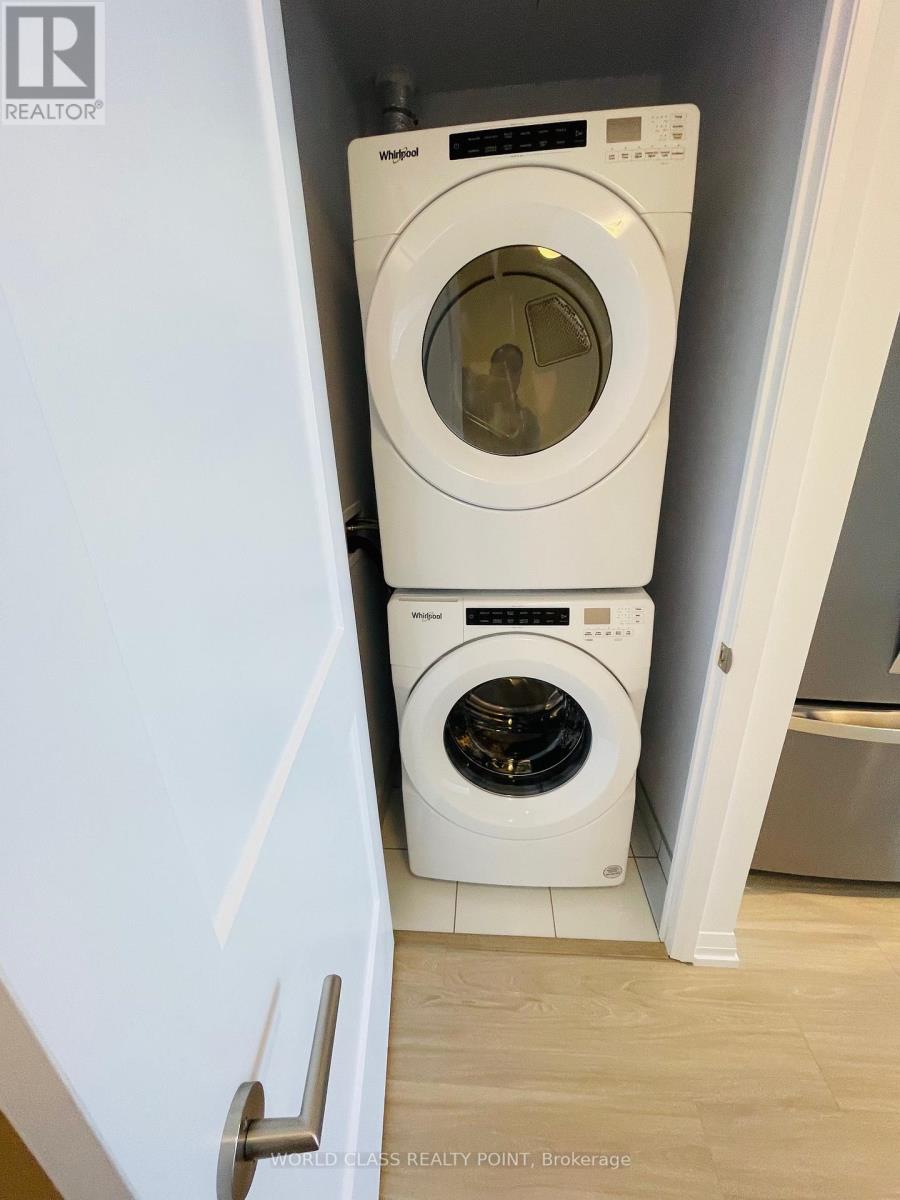 2714 - 50 Dunfield Avenue, Toronto, Ontario  M4S 0E4 - Photo 5 - C12686388