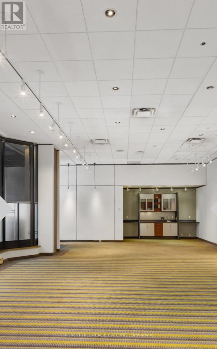 Chelsea Hotel (Gerrard) - 33 Gerrard Street W, Toronto, Ontario  M5G 1Z4 - Photo 8 - C12686414