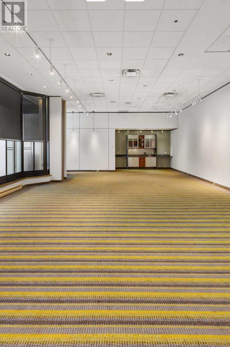 Chelsea Hotel (Gerrard) - 33 Gerrard Street W, Toronto, Ontario  M5G 1Z4 - Photo 9 - C12686414