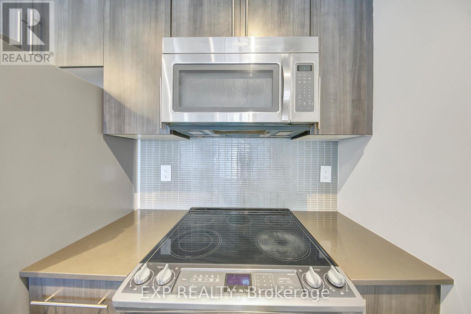 4204 - 4011 Brickstone Mews, Mississauga, Ontario  L5B 0G3 - Photo 16 - W12683370