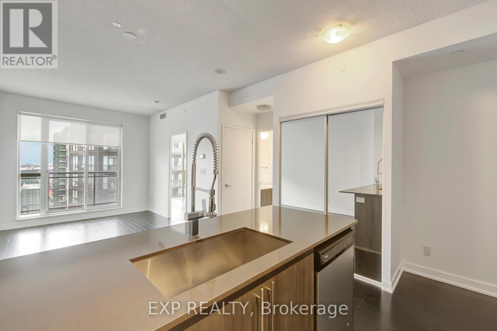 4204 - 4011 Brickstone Mews, Mississauga, Ontario  L5B 0G3 - Photo 11 - W12683370