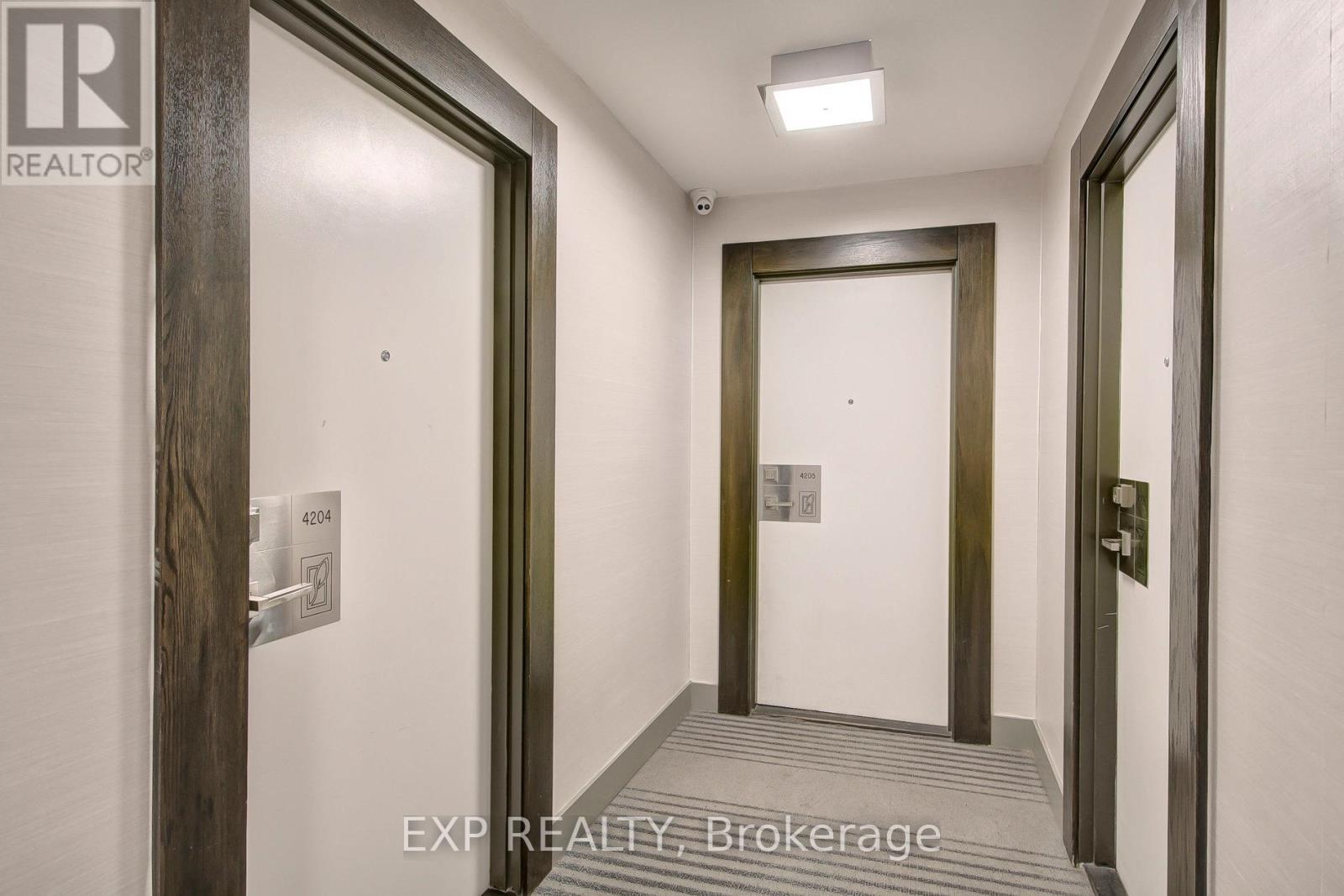 4204 - 4011 Brickstone Mews, Mississauga, Ontario  L5B 0G3 - Photo 6 - W12683370