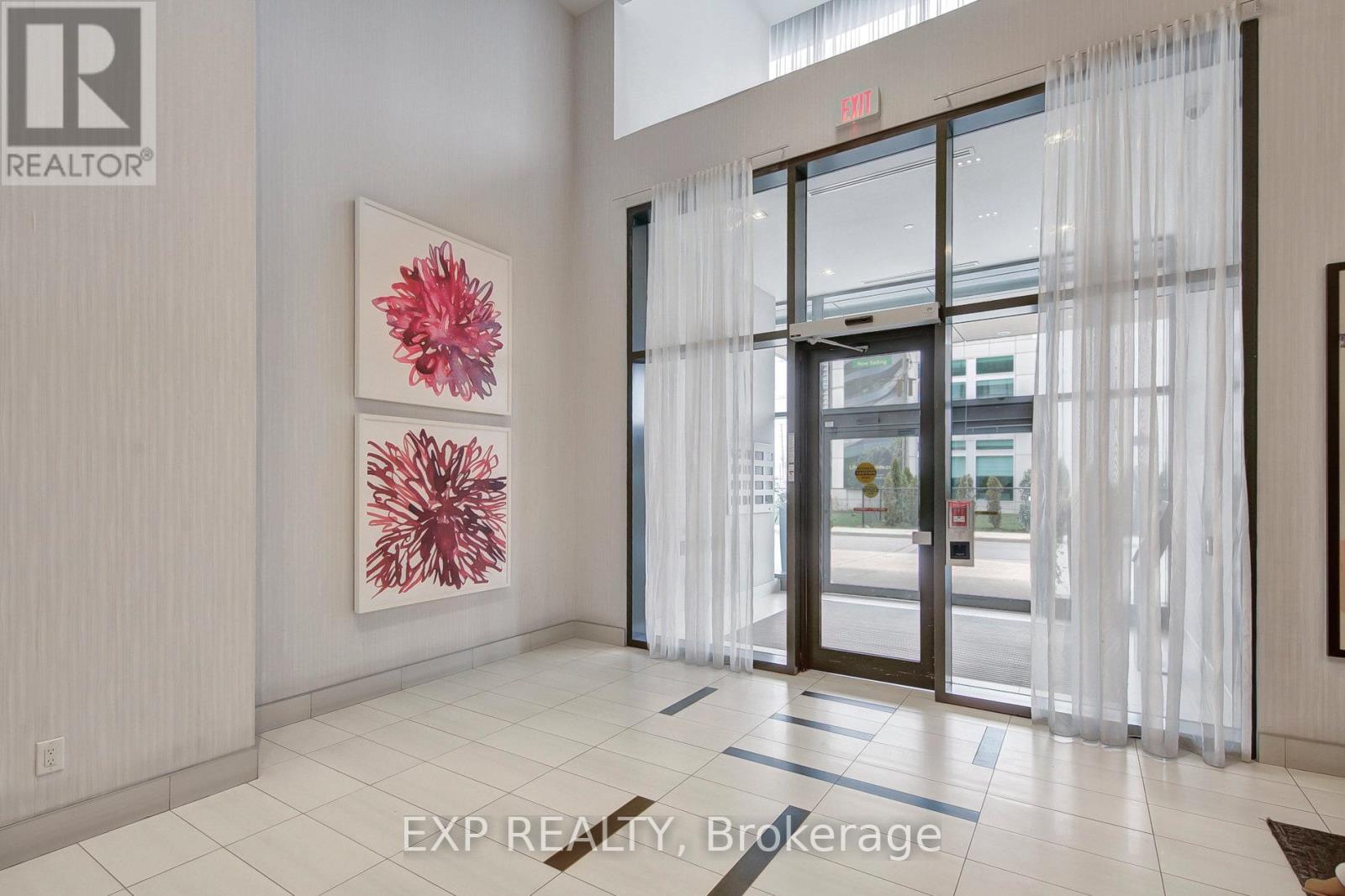 4204 - 4011 Brickstone Mews, Mississauga, Ontario  L5B 0G3 - Photo 5 - W12683370