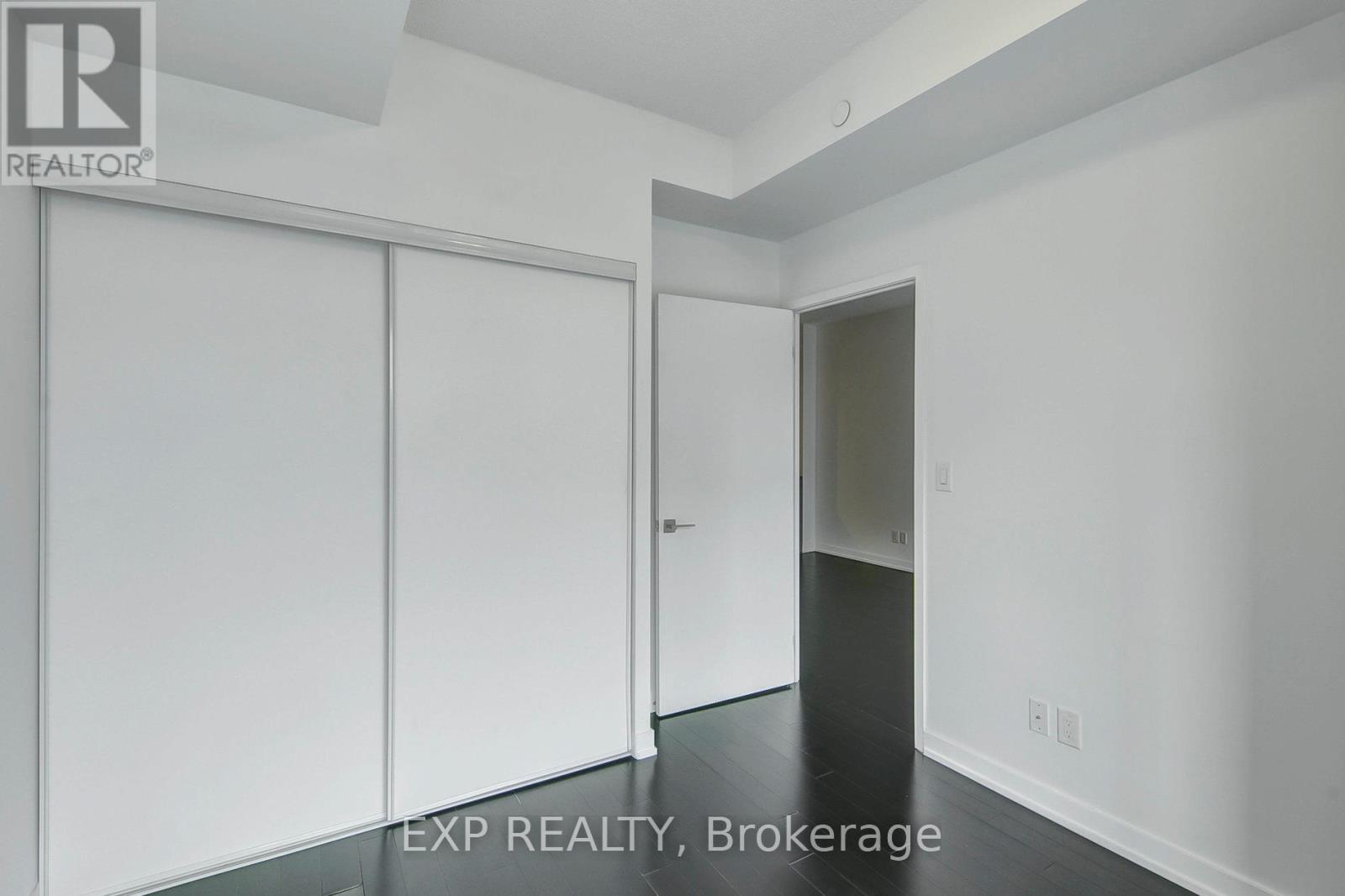 4204 - 4011 Brickstone Mews, Mississauga, Ontario  L5B 0G3 - Photo 19 - W12683370