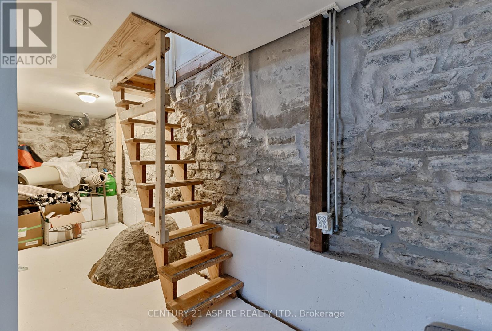 231 Hunter Street, Pembroke, Ontario  K8A 2P1 - Photo 18 - X12678412