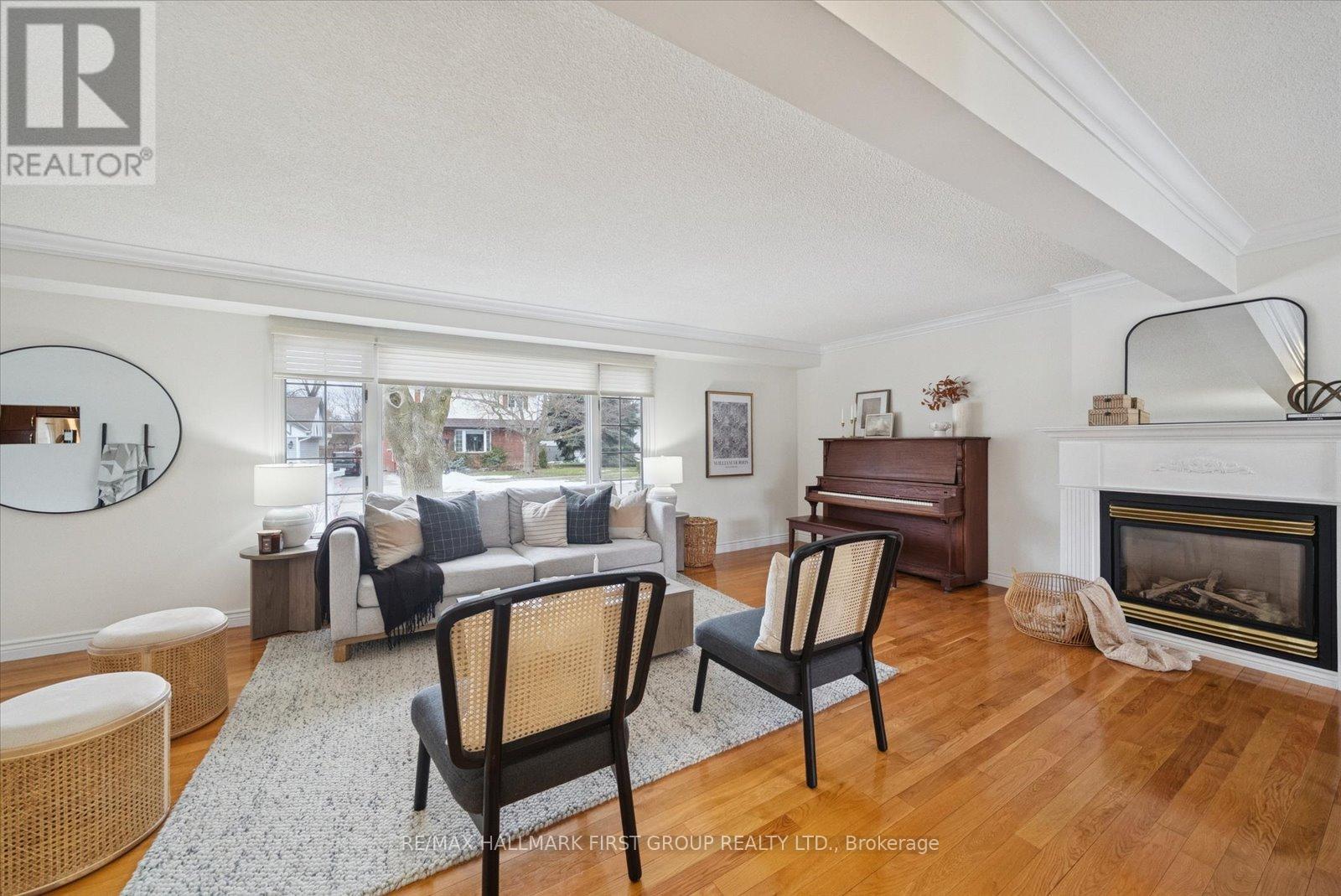 153 Admiral Road, Ajax, Ontario  L1S 2P2 - Photo 5 - E12686272