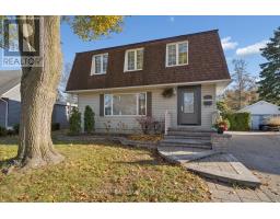 153 ADMIRAL ROAD, Ajax, Ontario