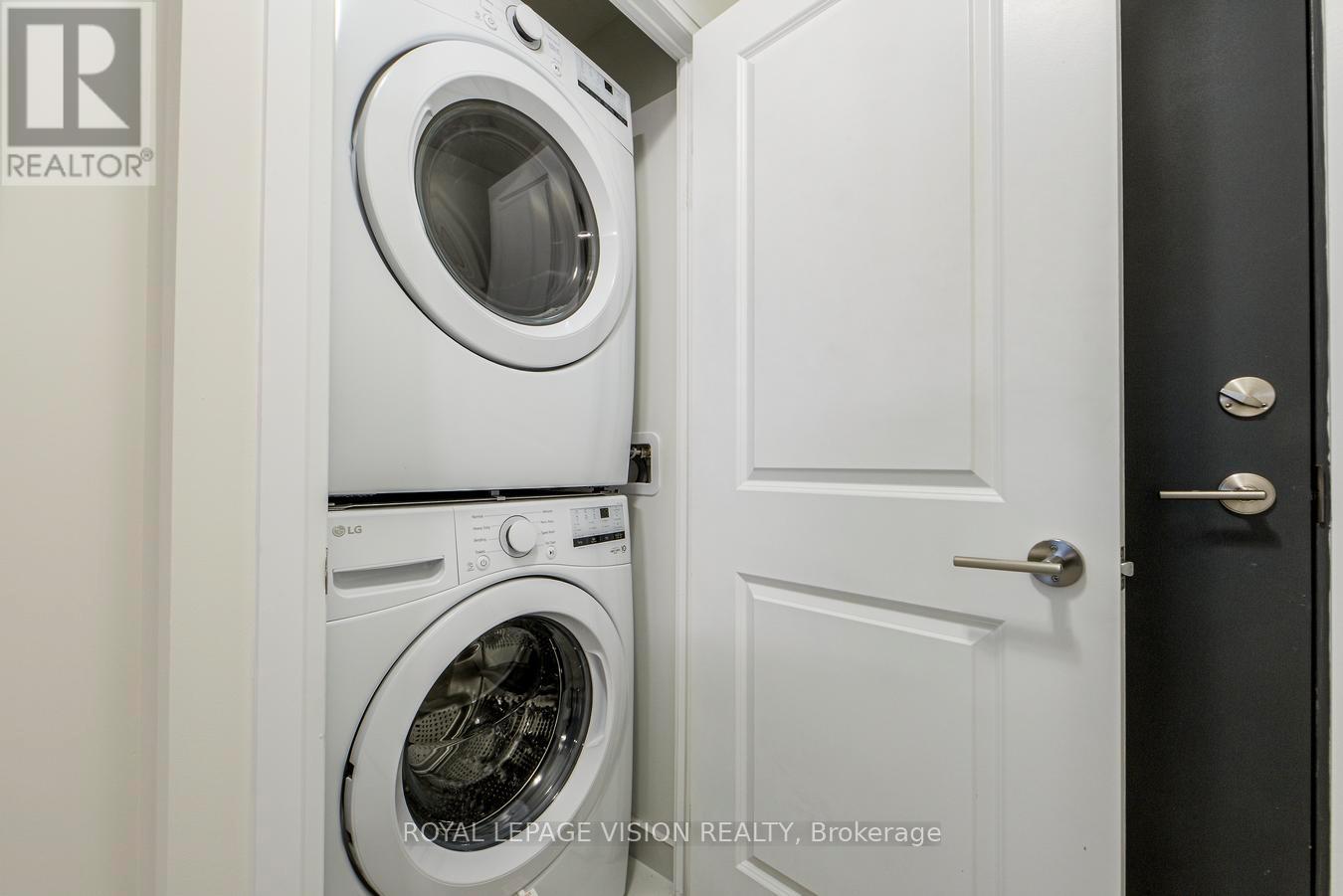 2103 - 3260 Sheppard Avenue E, Toronto, Ontario  M1T 3K3 - Photo 18 - E12686350