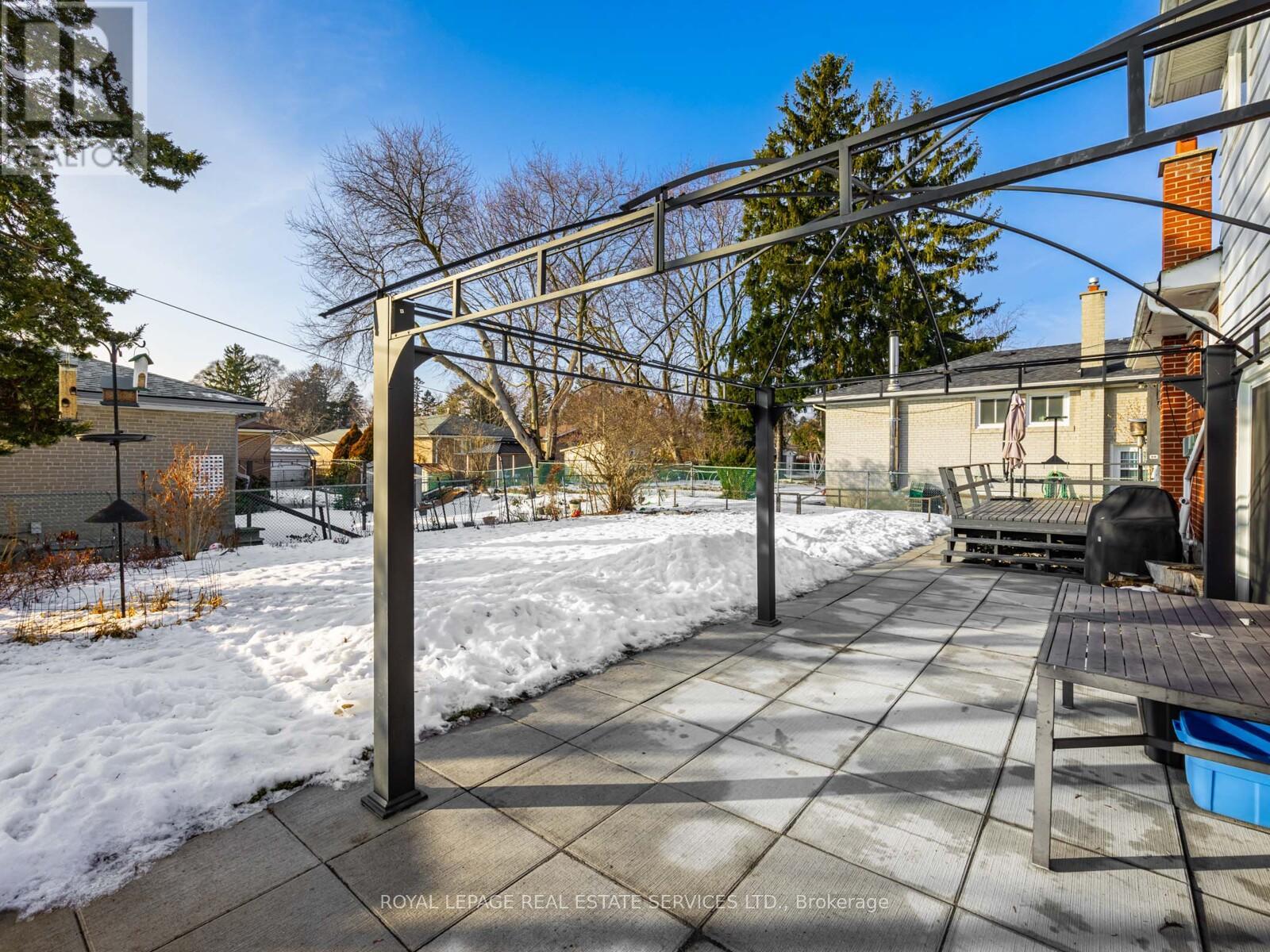 36 Ravenview Drive, Toronto, Ontario  M1E 3M1 - Photo 19 - E12686360