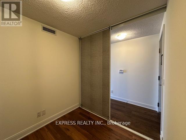 2806 - 125 Village Green Square, Toronto, Ontario  M1S 0L1 - Photo 12 - E12686394