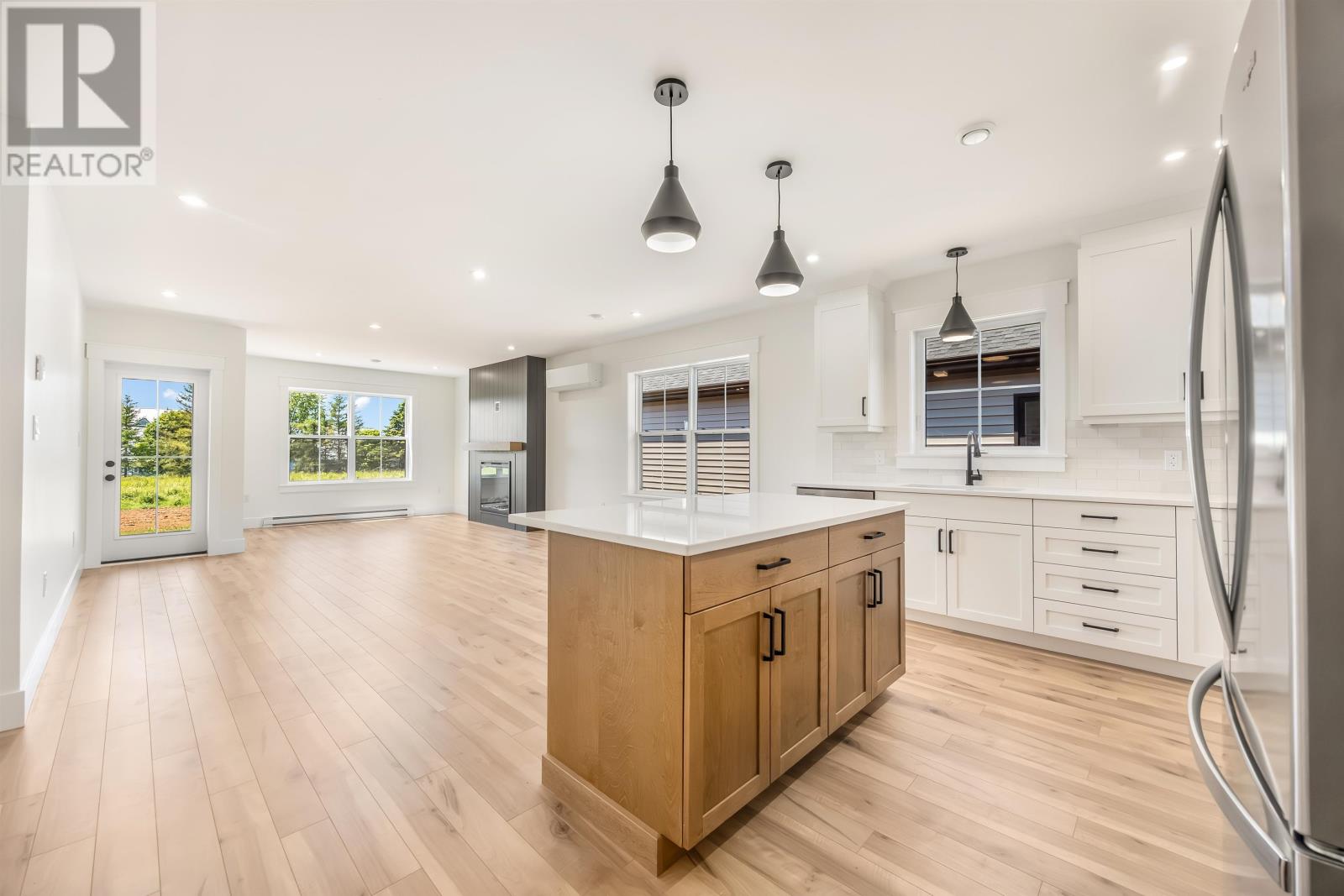 32 Reddin Heights, Stratford, Prince Edward Island  C1B 1Z4 - Photo 12 - 202600594