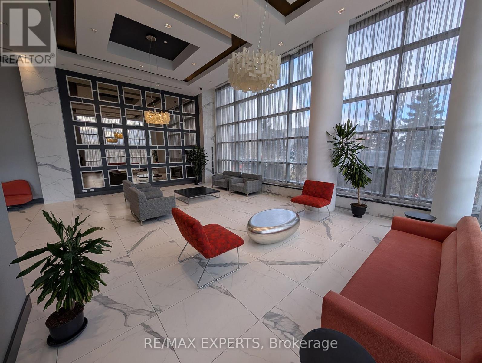 614 - 3600 Highway 7 Road, Vaughan, Ontario  L4L 1A6 - Photo 3 - N12686286