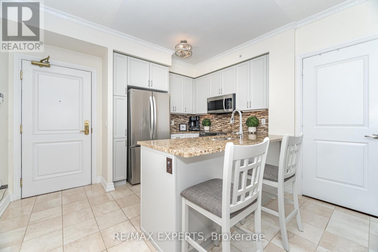 809 - 9255 Jane Street, Vaughan, Ontario  L6A 0K1 - Photo 8 - N12686292