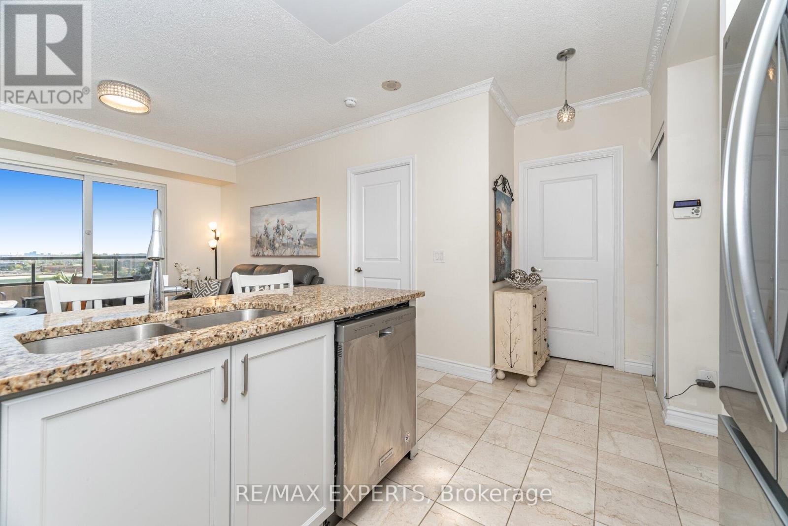 809 - 9255 Jane Street, Vaughan, Ontario  L6A 0K1 - Photo 11 - N12686298