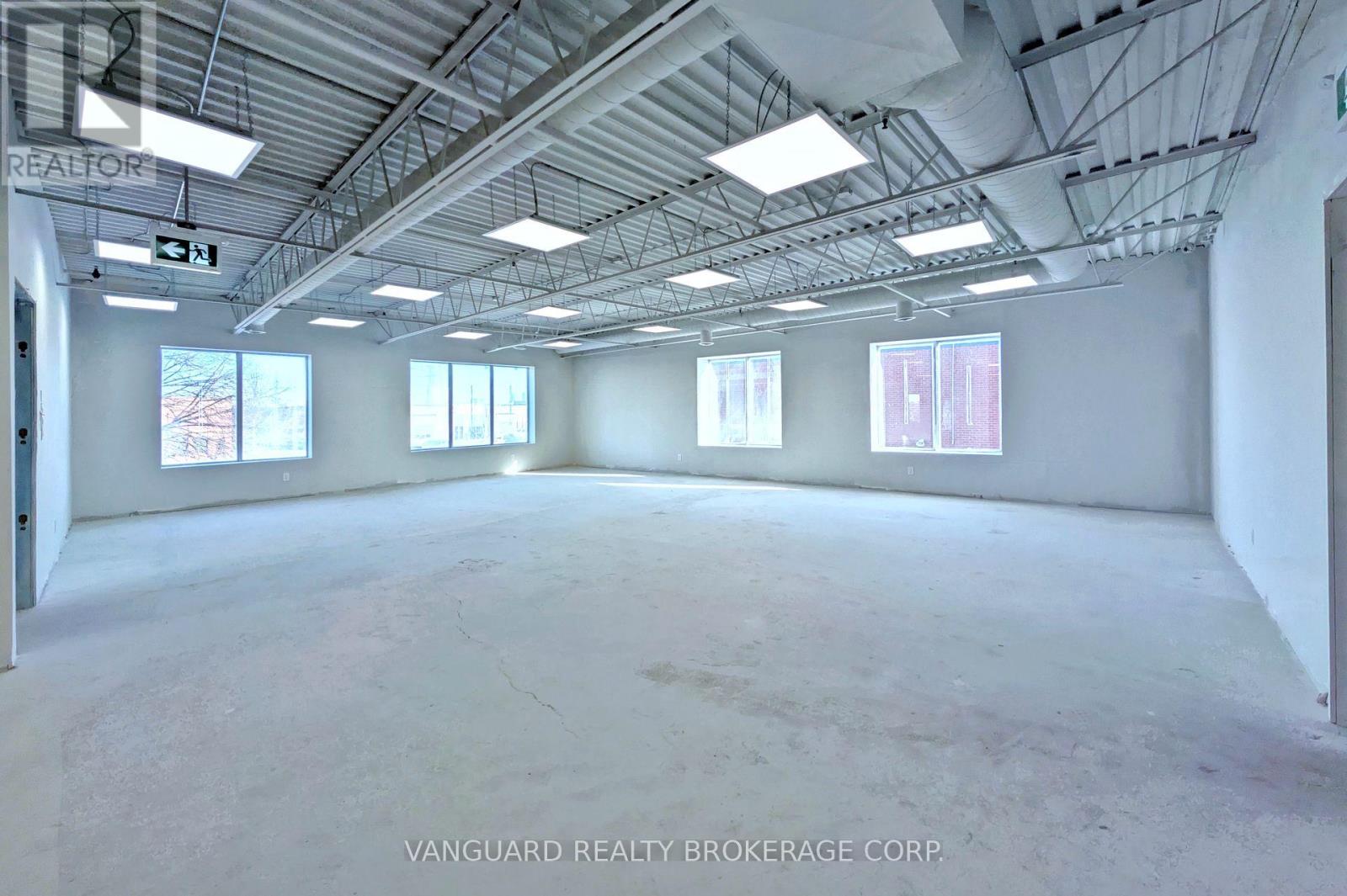 2nd Floor - 191 Vinyl Court, Vaughan, Ontario  L4L 4A3 - Photo 11 - N12686312