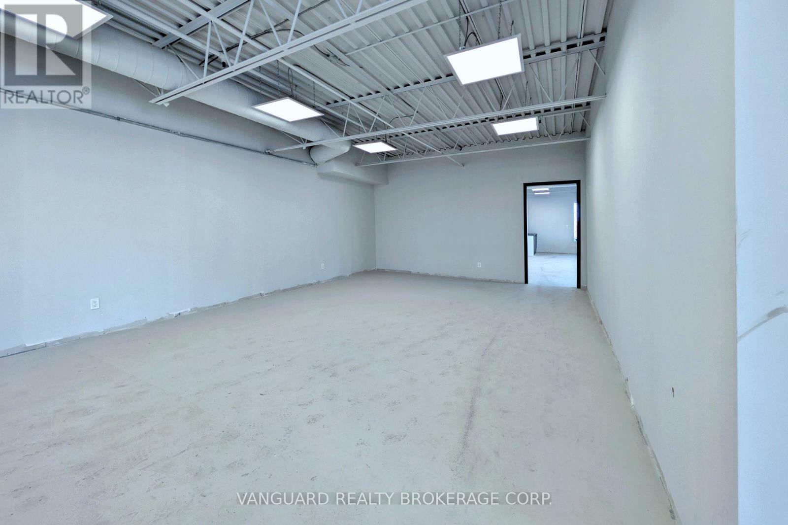 2nd Floor - 191 Vinyl Court, Vaughan, Ontario  L4L 4A3 - Photo 13 - N12686312